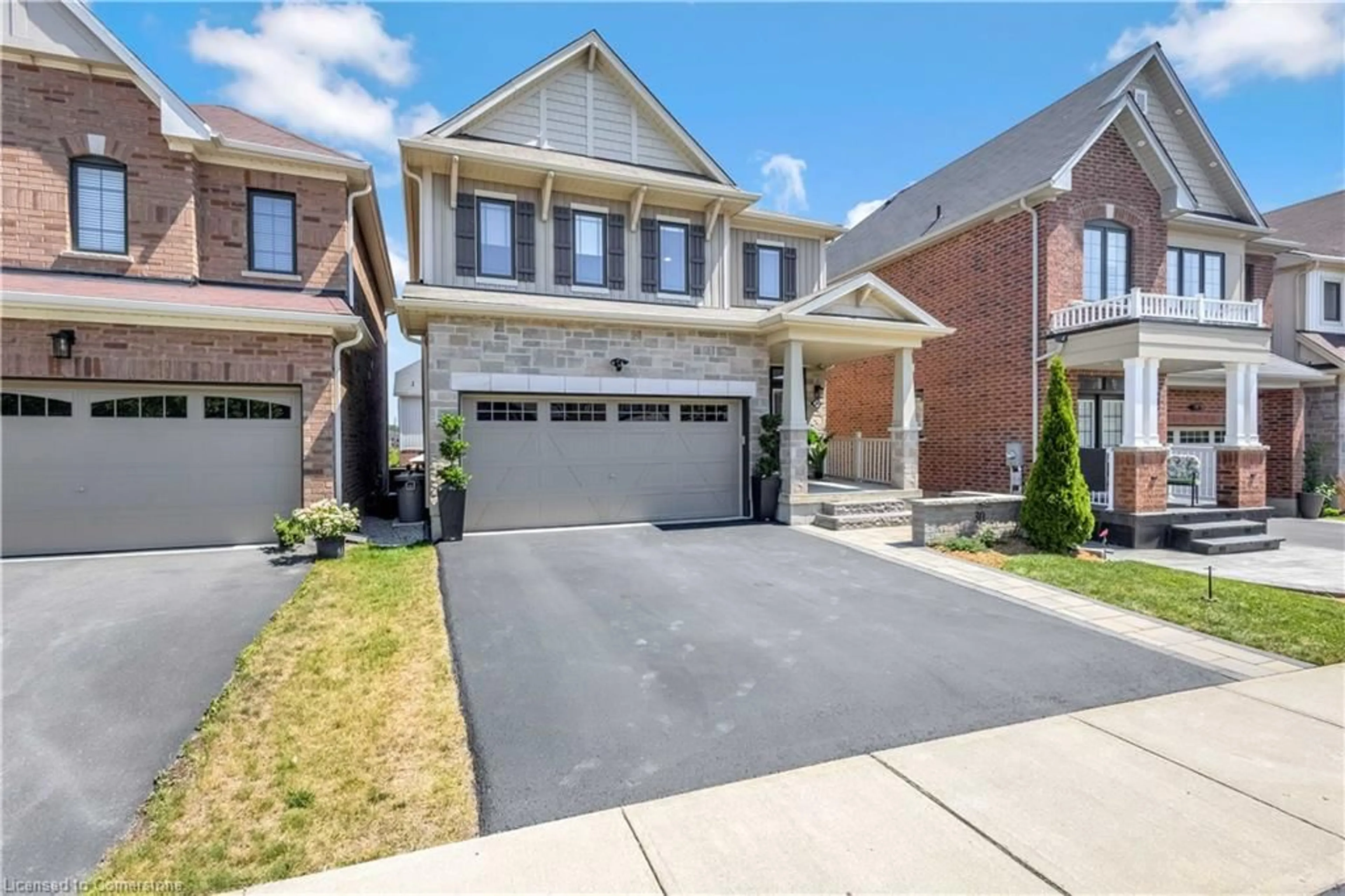 Home with brick exterior material, street for 30 Kelso Drive Dr, Caledonia Ontario N3W 0B7