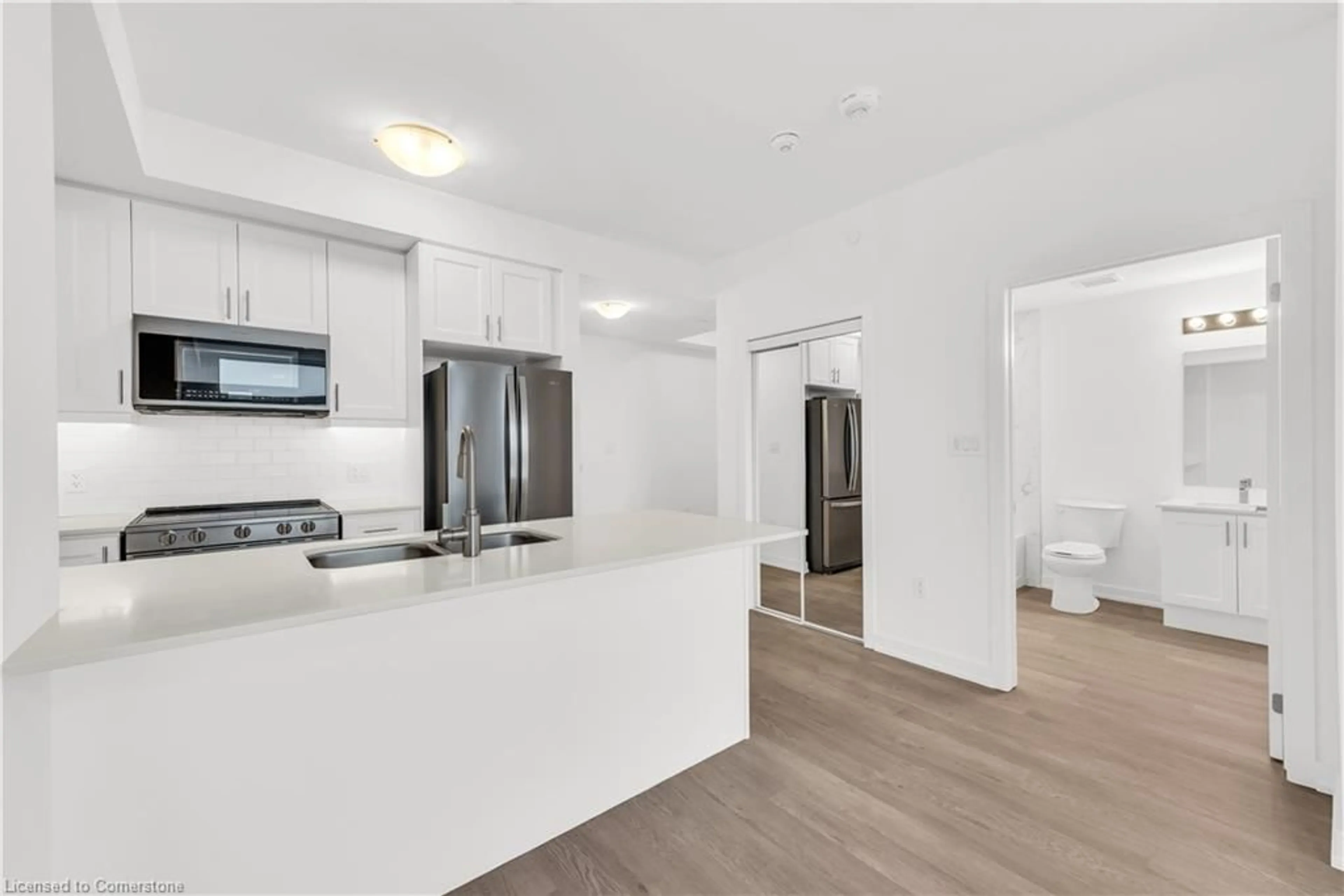 Open concept kitchen, unknown for 10 Mallard Trail #335, Waterdown Ontario L8B 2A7
