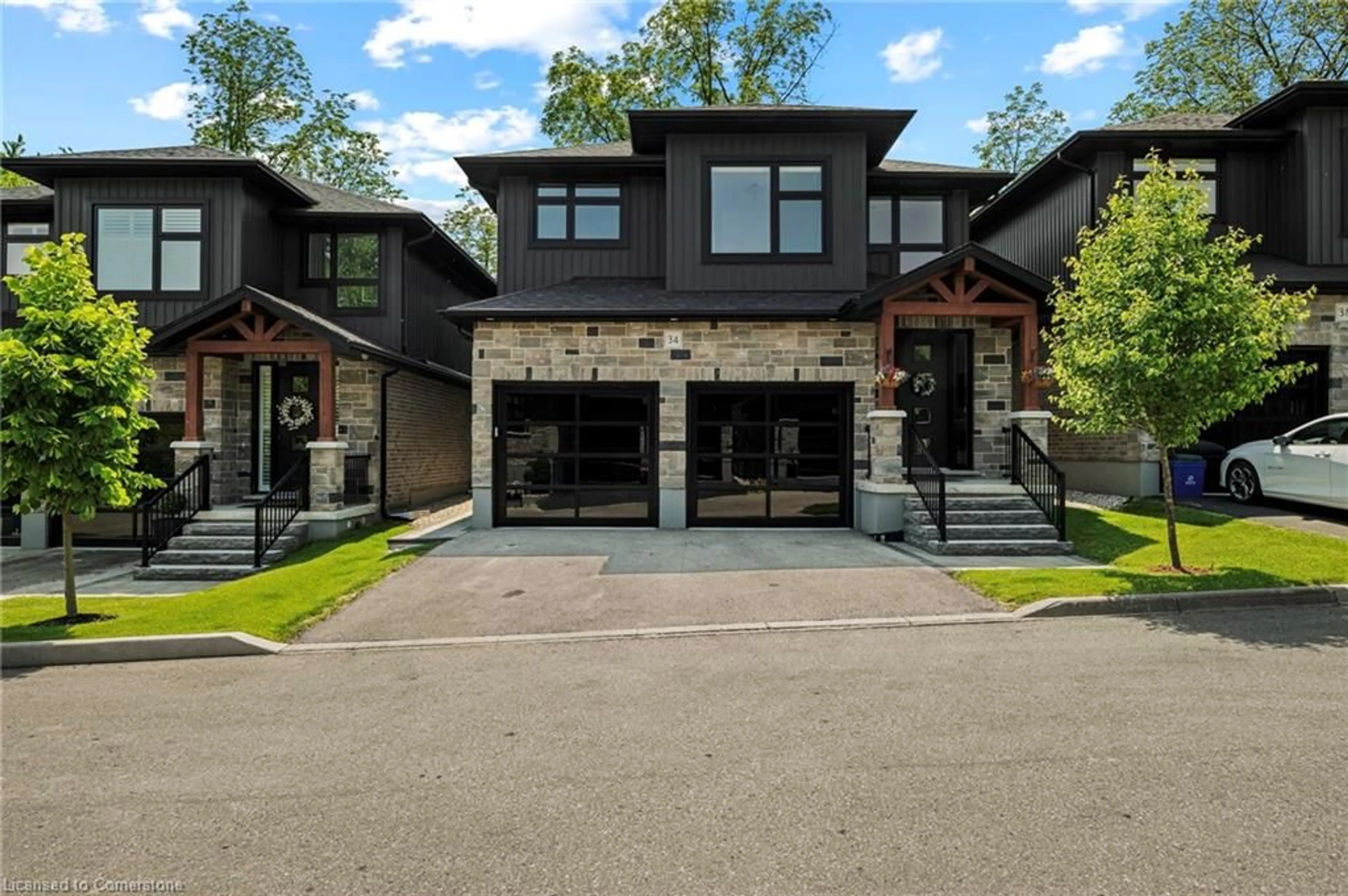 Home with brick exterior material, street for 34 Creekside Terrace Private, Fergus Ontario N1M 0H4