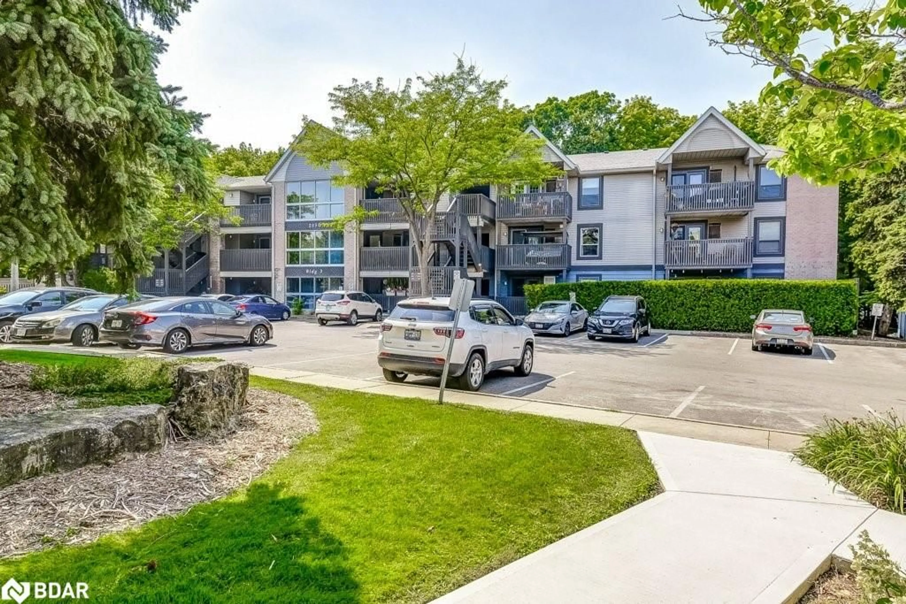 A pic from outside/outdoor area/front of a property/back of a property/a pic from drone, unknown for 2030 Cleaver Ave #201, Burlington Ontario L7M 4C3