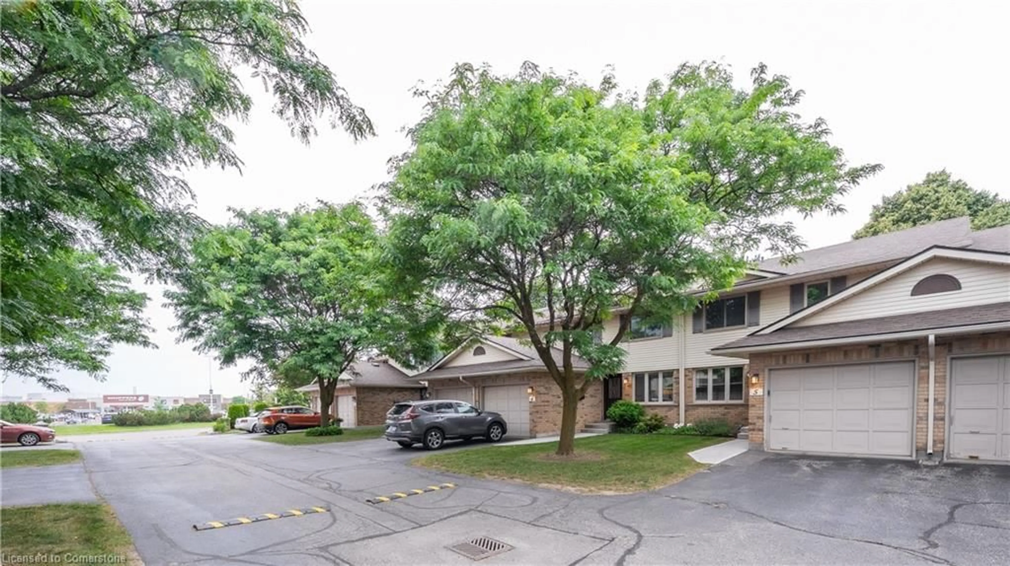 Unknown for 375 Kingscourt Dr #5, Waterloo Ontario N2K 3N7