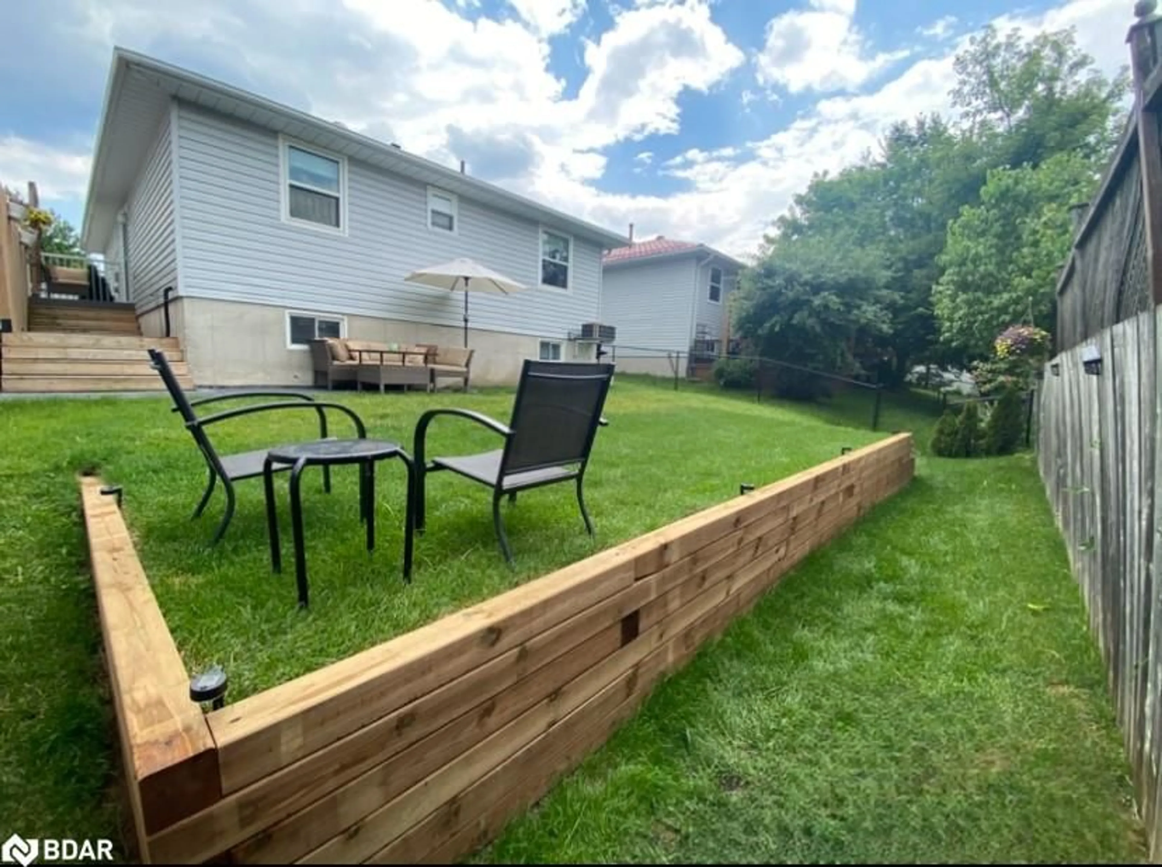 Patio, unknown for 28 Courtney Cres, Orillia Ontario L3V 7Y2