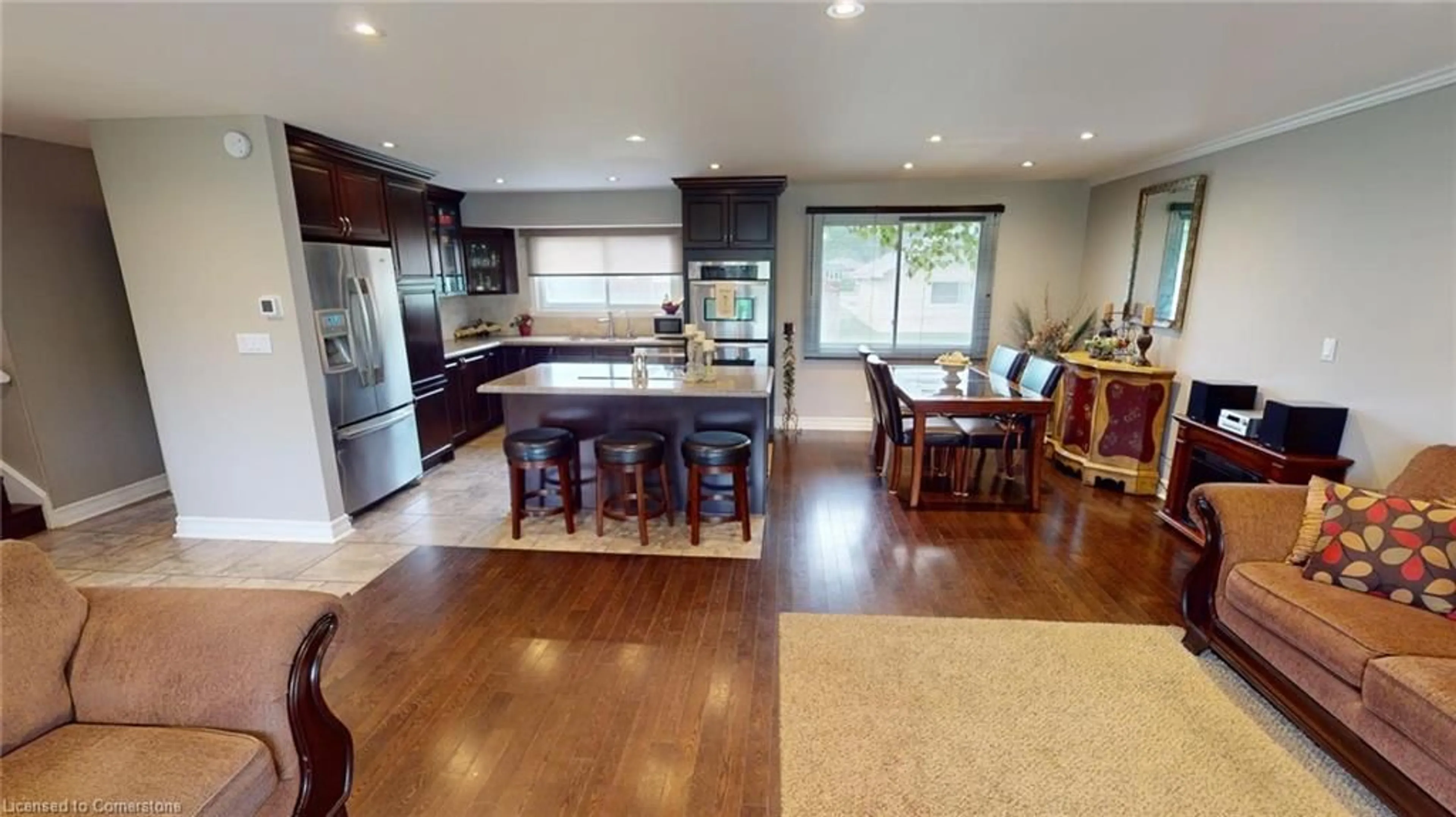 Open concept kitchen, unknown for 978 Ferndale Ave, Fort Erie Ontario L2A 5S8