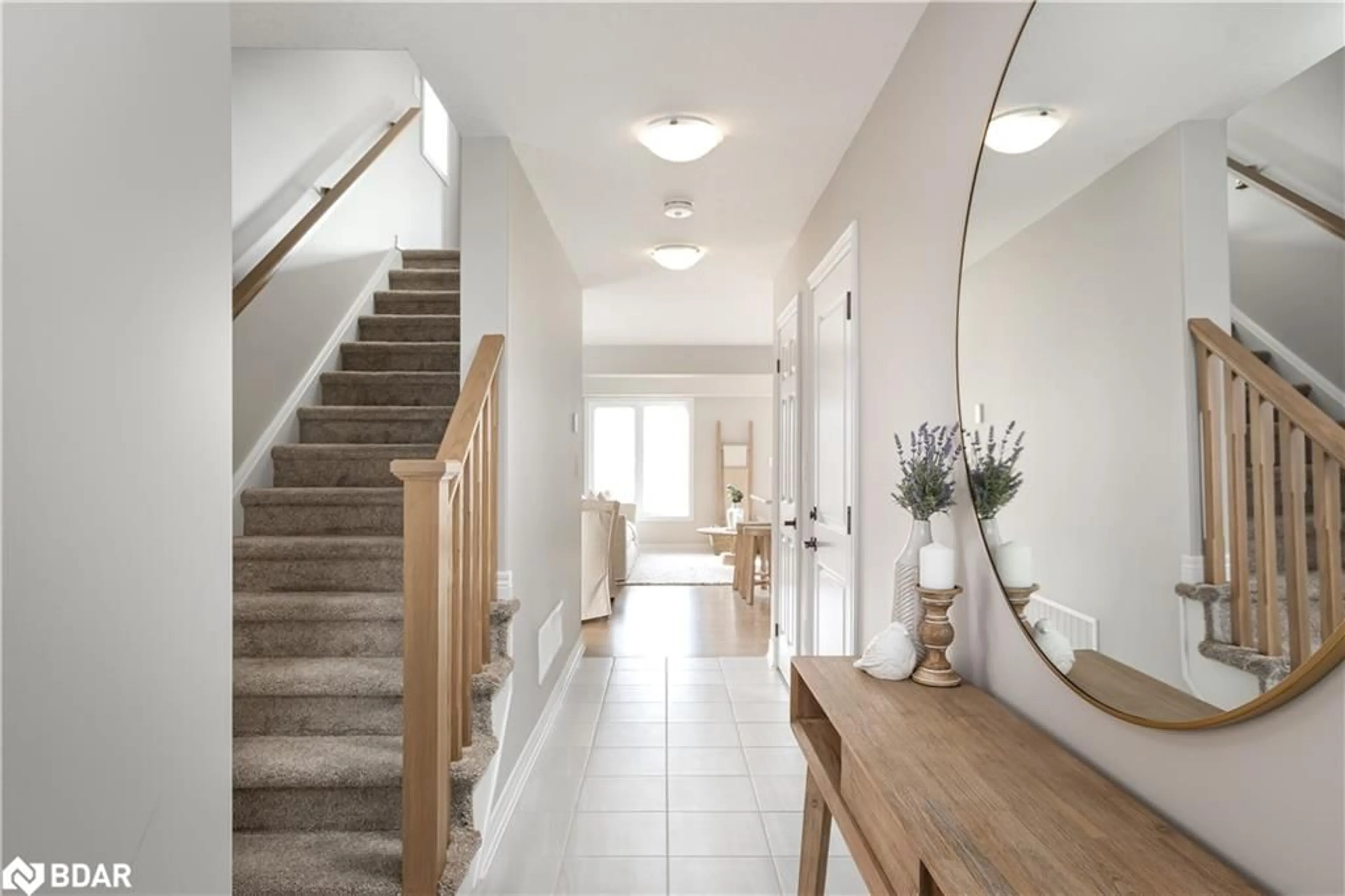 Indoor entryway for 64 Uplands Dr, Markdale Ontario N0C 1H0