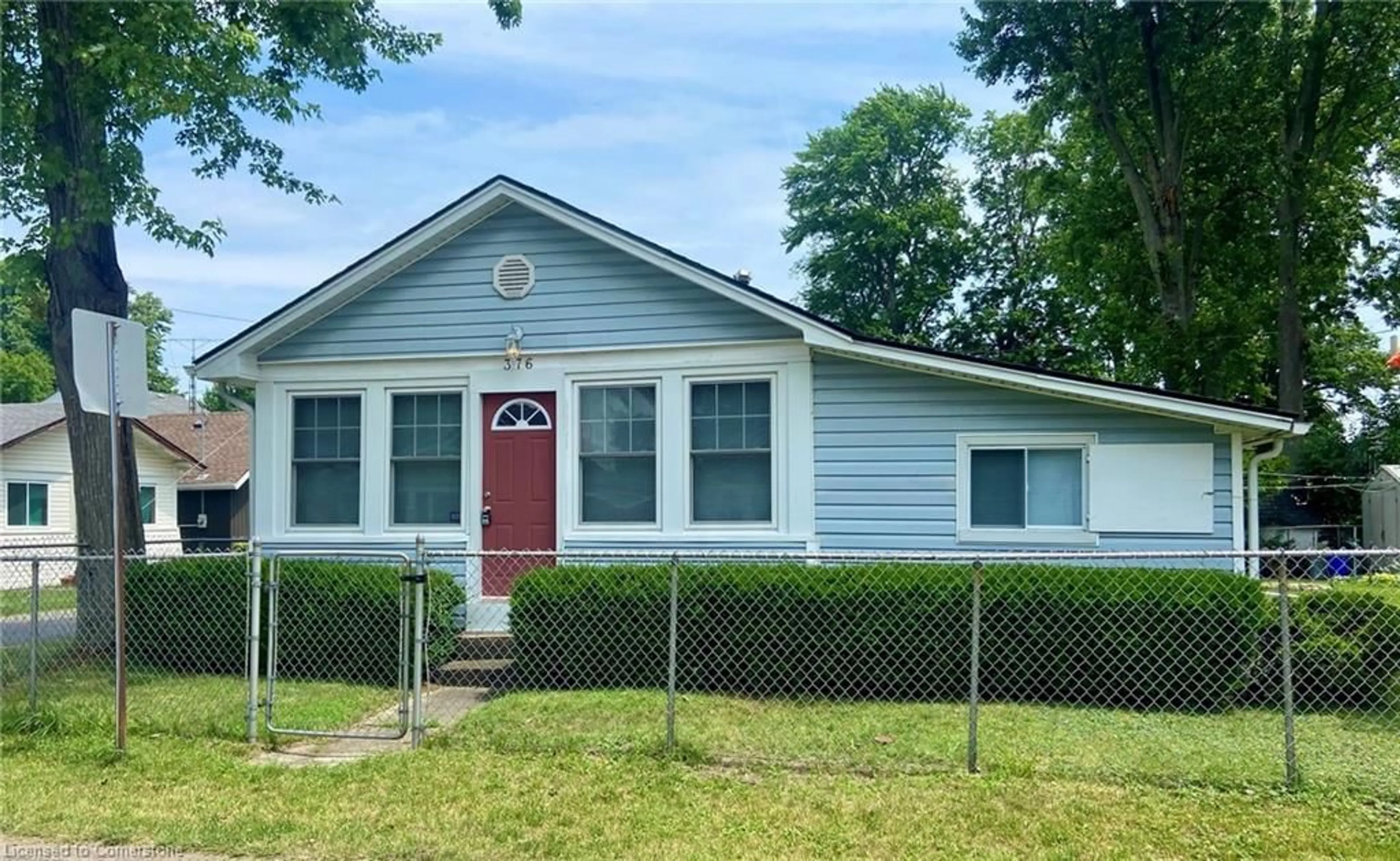 Home with vinyl exterior material, street for 376 Oakwood Ave, Crystal Beach Ontario L0S 1B0