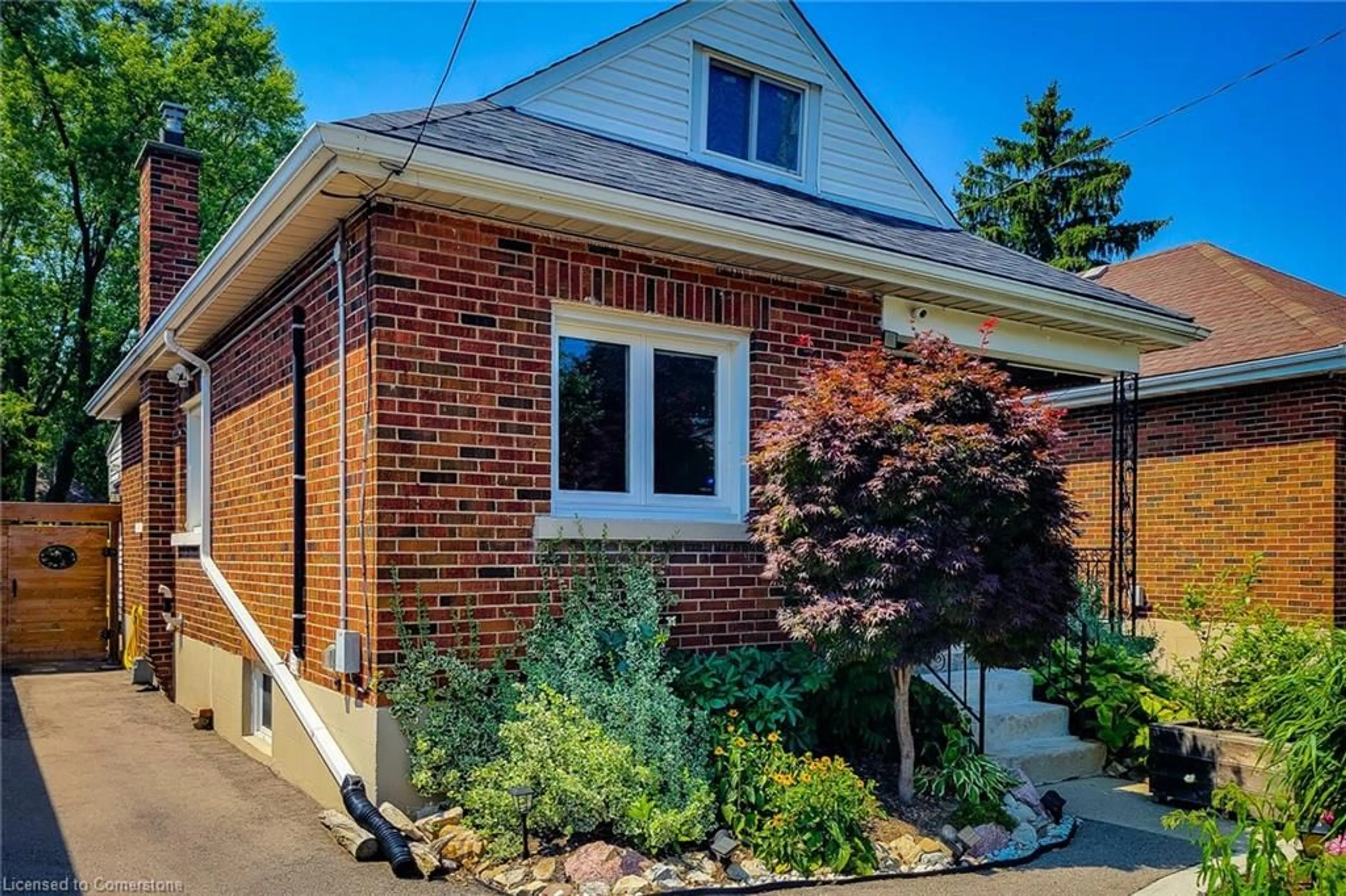 Home with brick exterior material, street for 191 Paradise Rd, Hamilton Ontario L8S 3T2