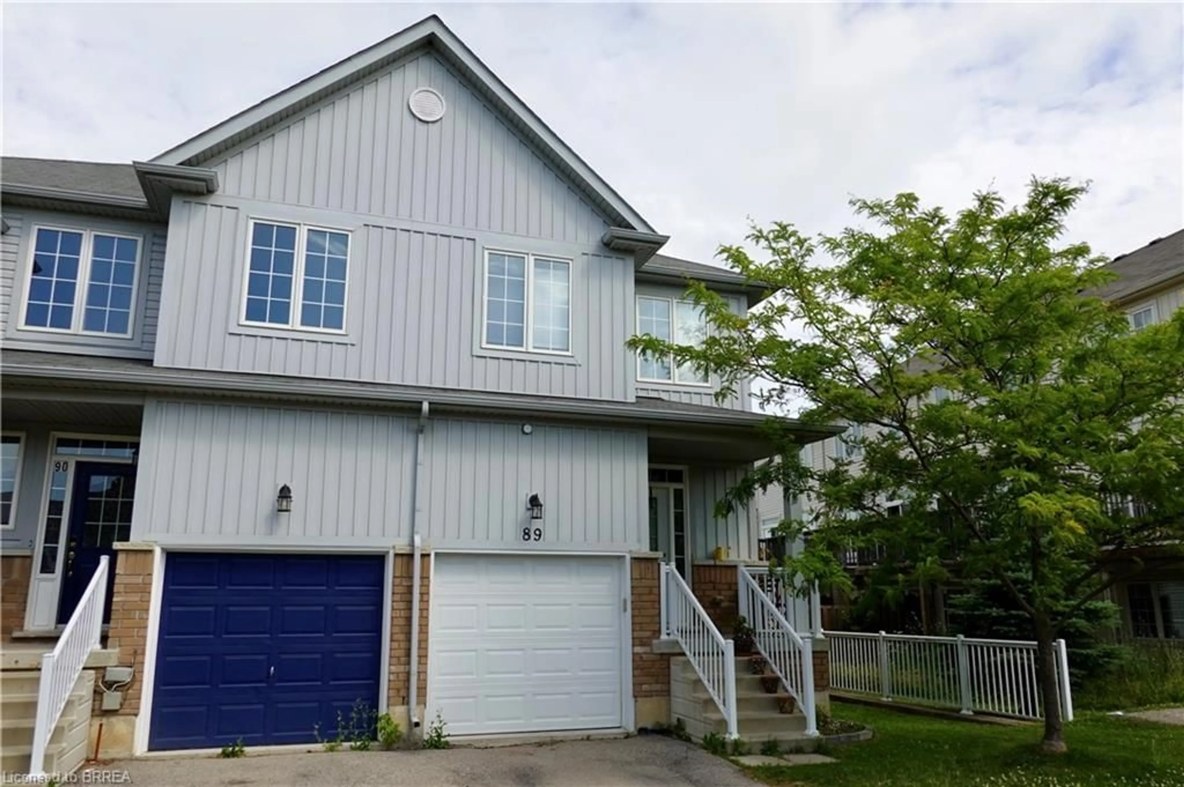 Home with vinyl exterior material, street for 21 Diana Ave #89, Brantford Ontario N3T 0G7