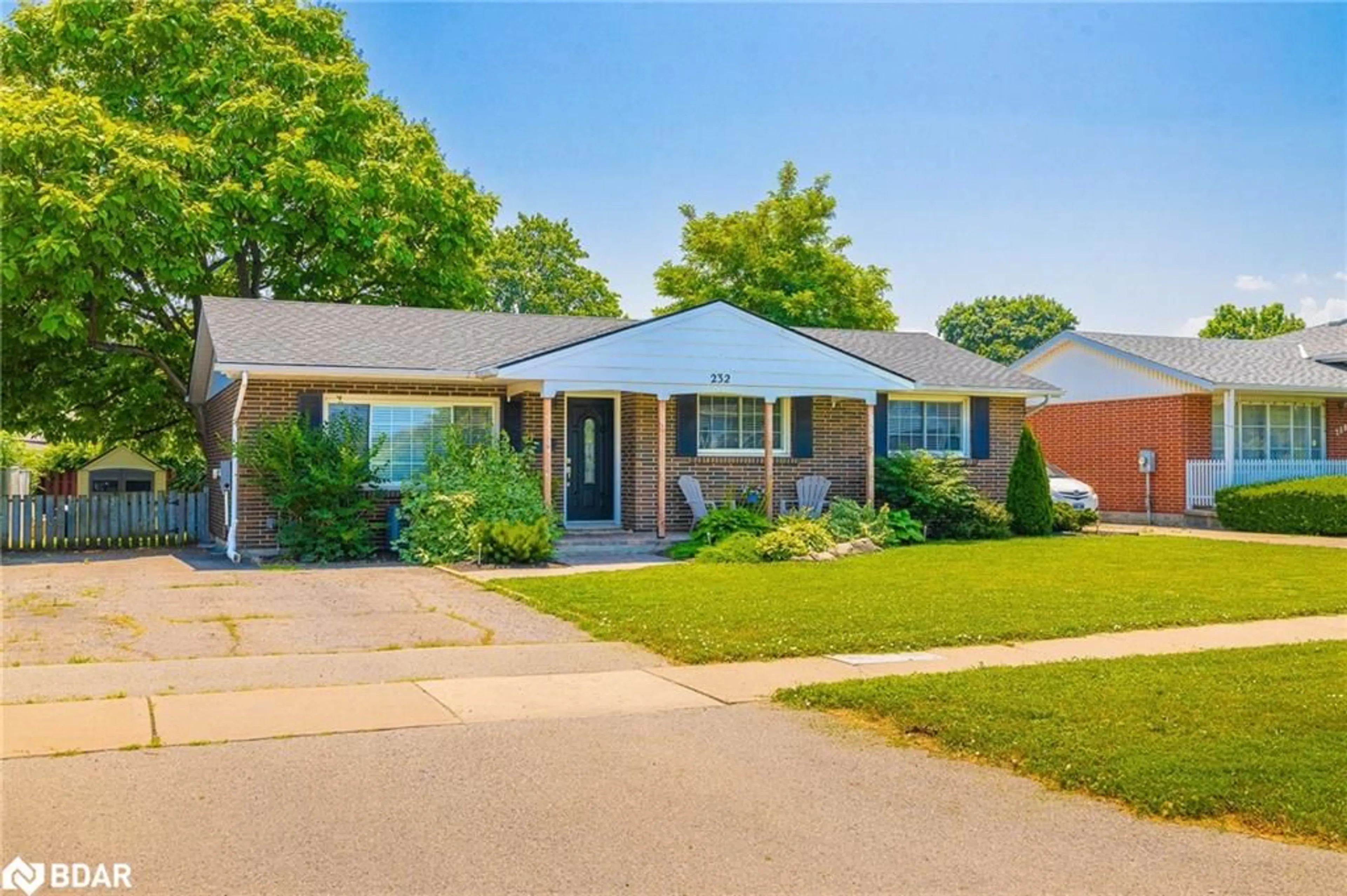 Home with brick exterior material, street for 232 Lakeshore Rd, St. Catharines Ontario L2M 1R5