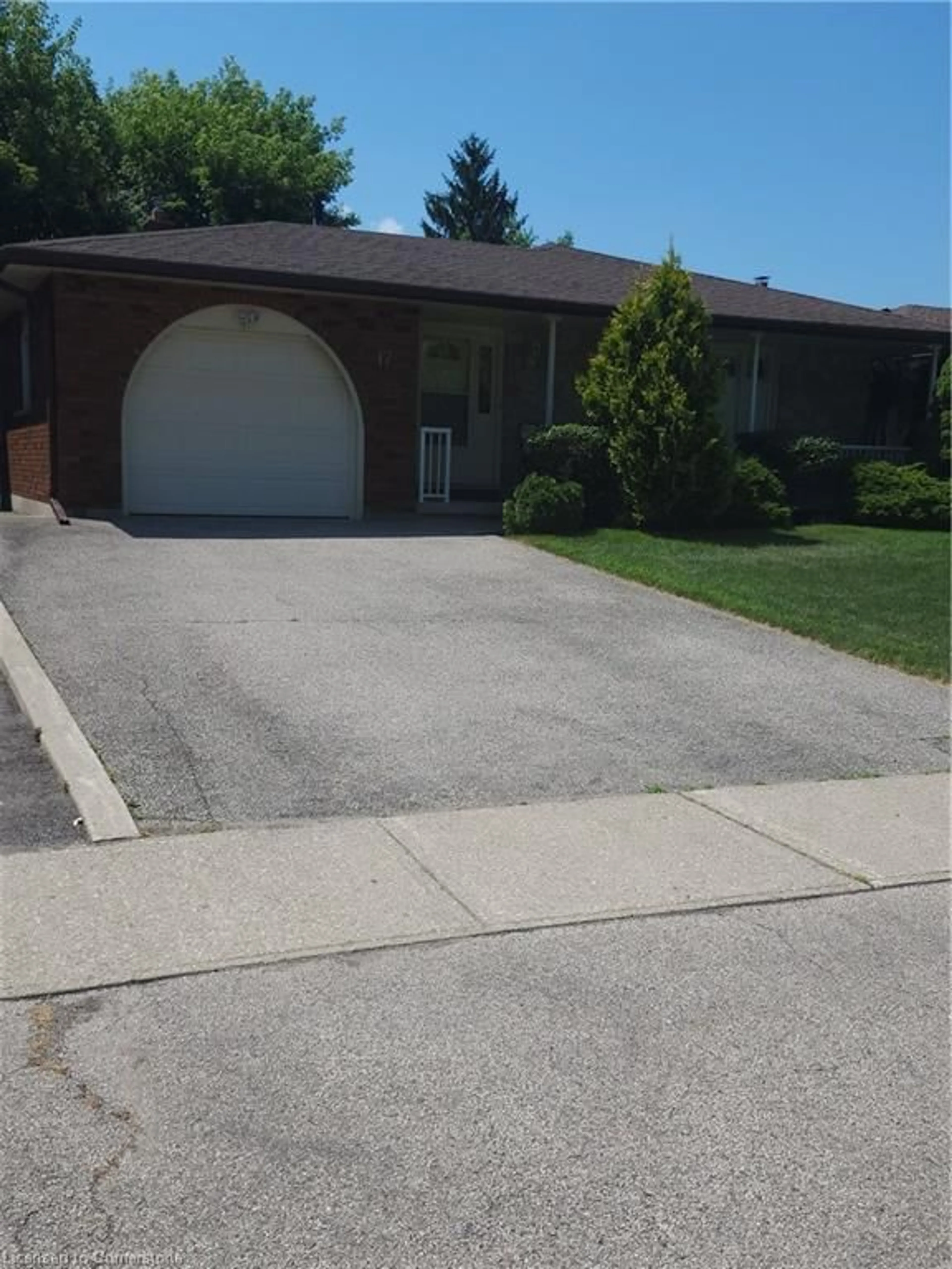 Unknown for 17 Stodola Dr, Brantford Ontario N3R 6J4