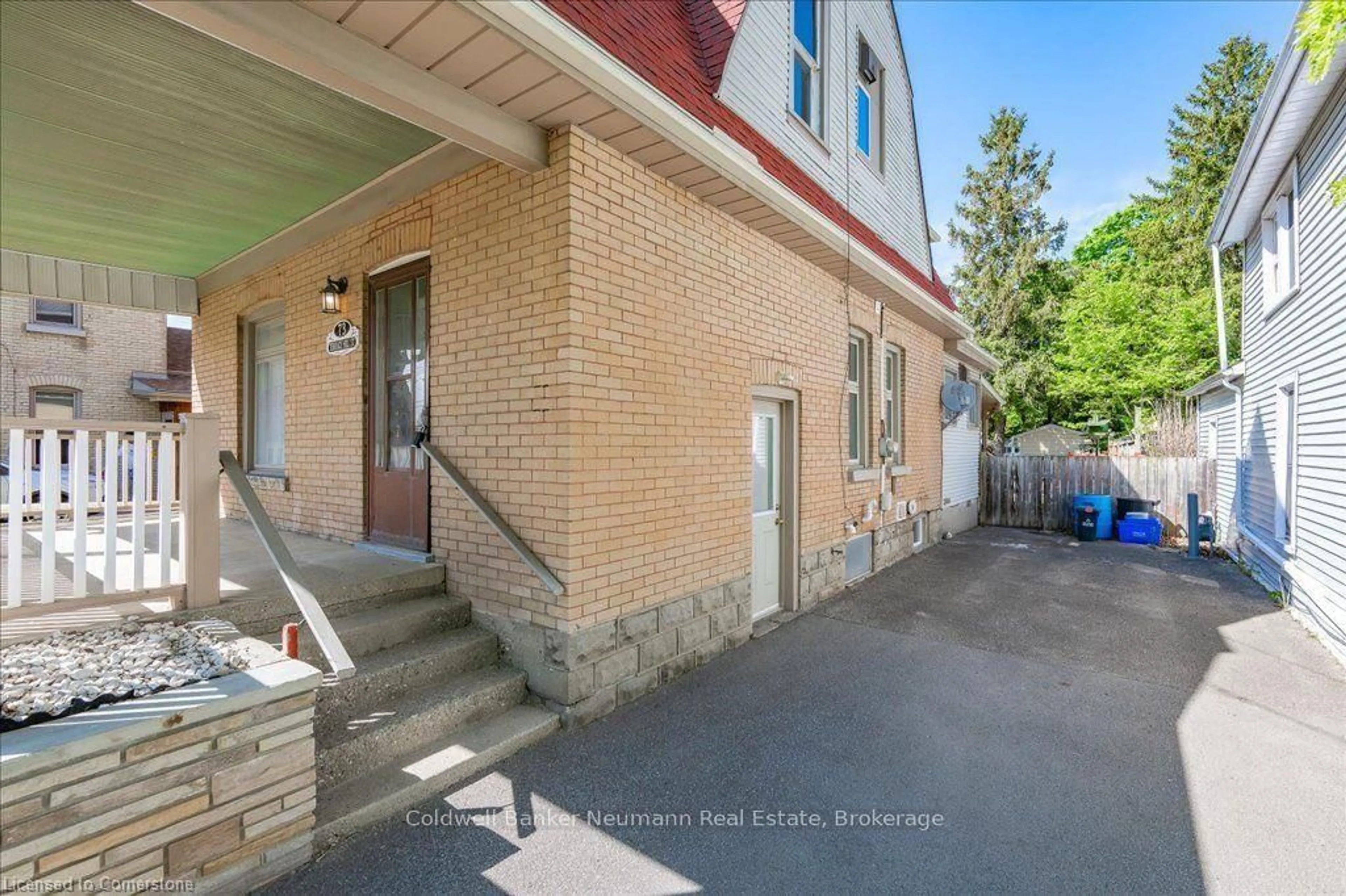 Unknown for 73 Terrace Hill St, Brantford Ontario N3R 4H2