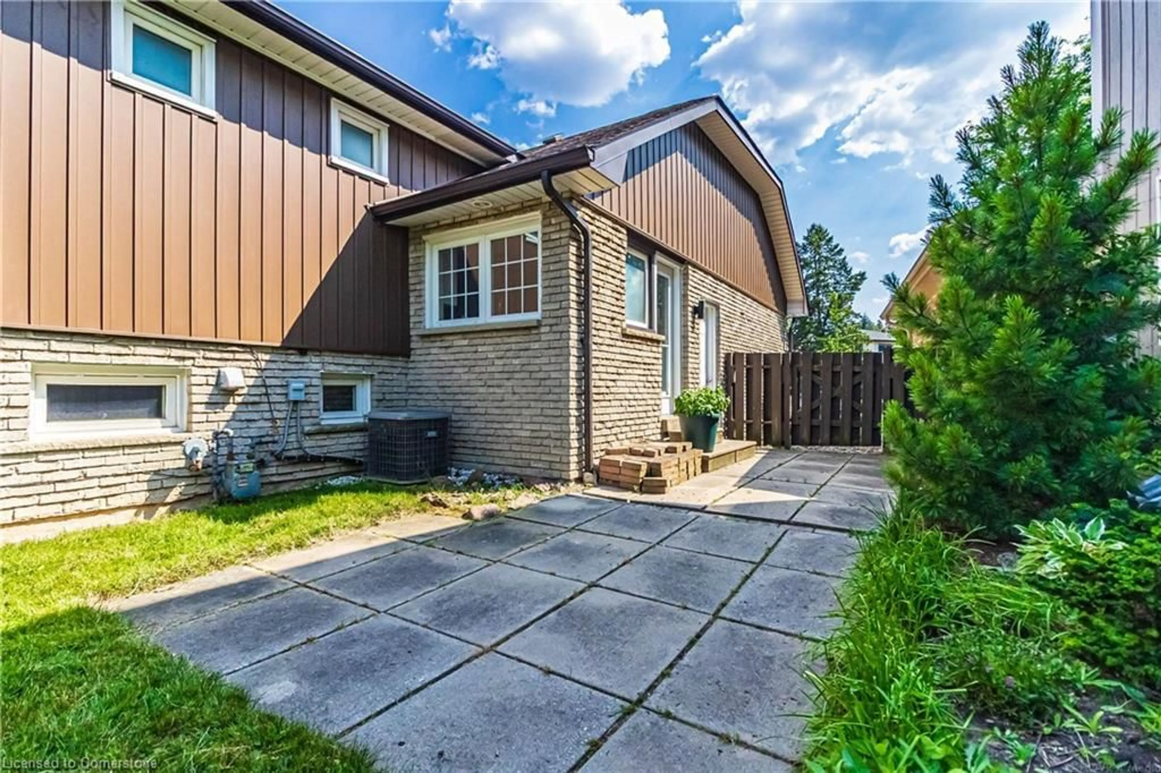 Unknown for 2390 Sinclair Cir, Burlington Ontario L7P 3C3