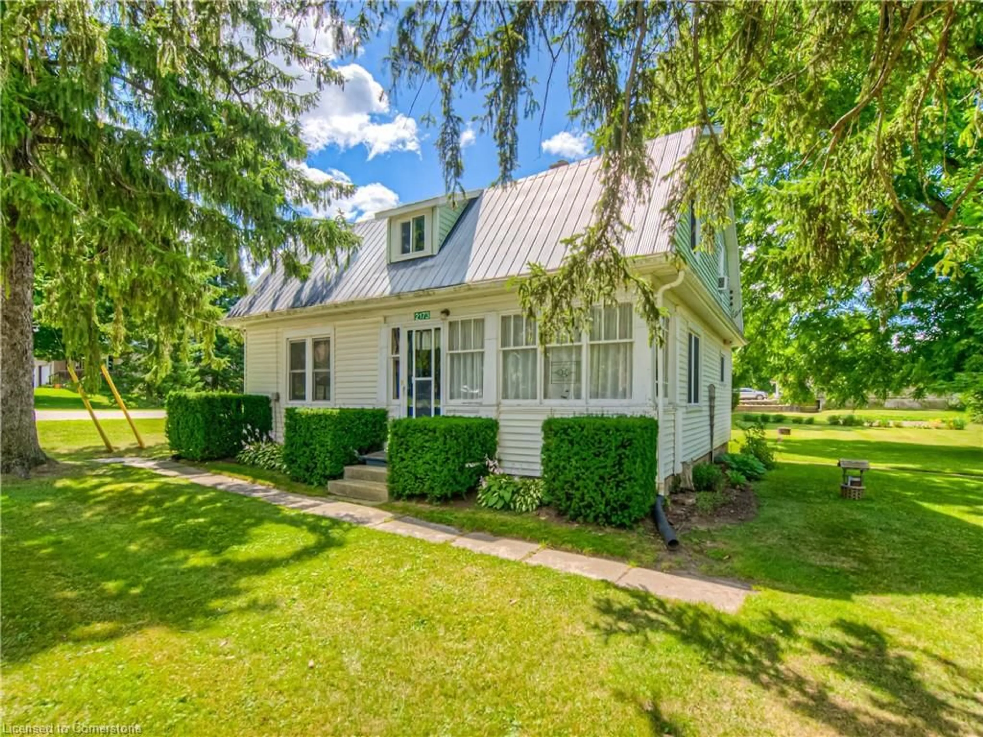 Home with vinyl exterior material, street for 2173 Andrew St St, Shakespeare Ontario N0B 2P0