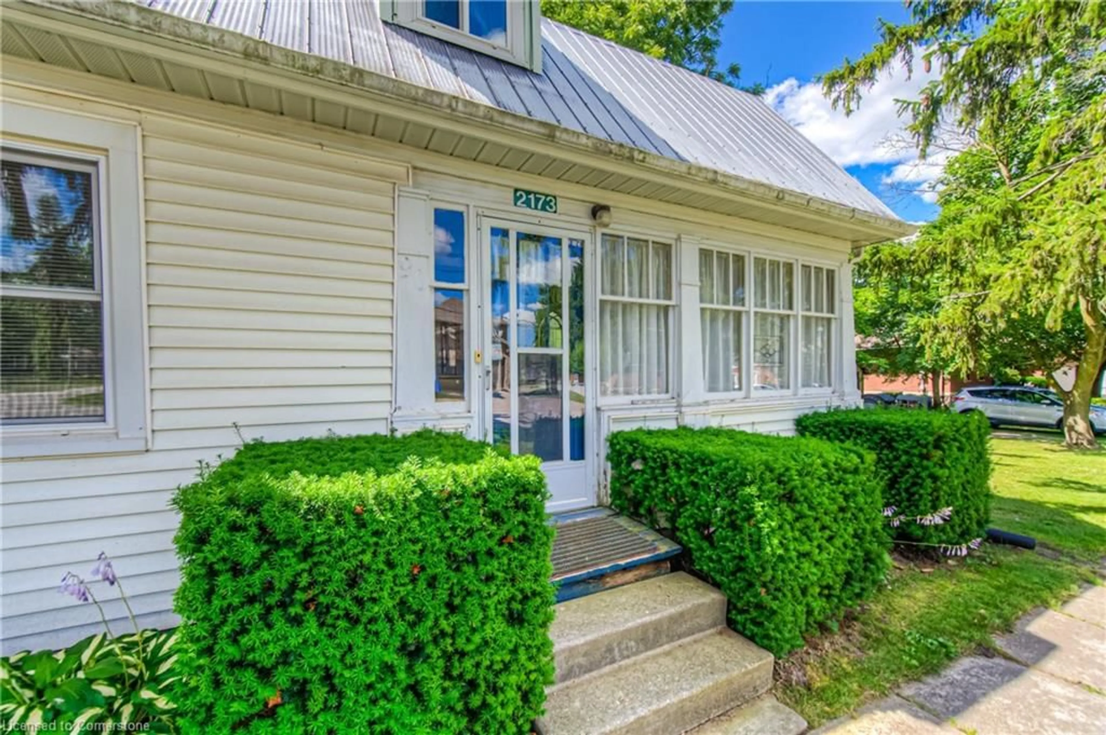Unknown for 2173 Andrew St St, Shakespeare Ontario N0B 2P0