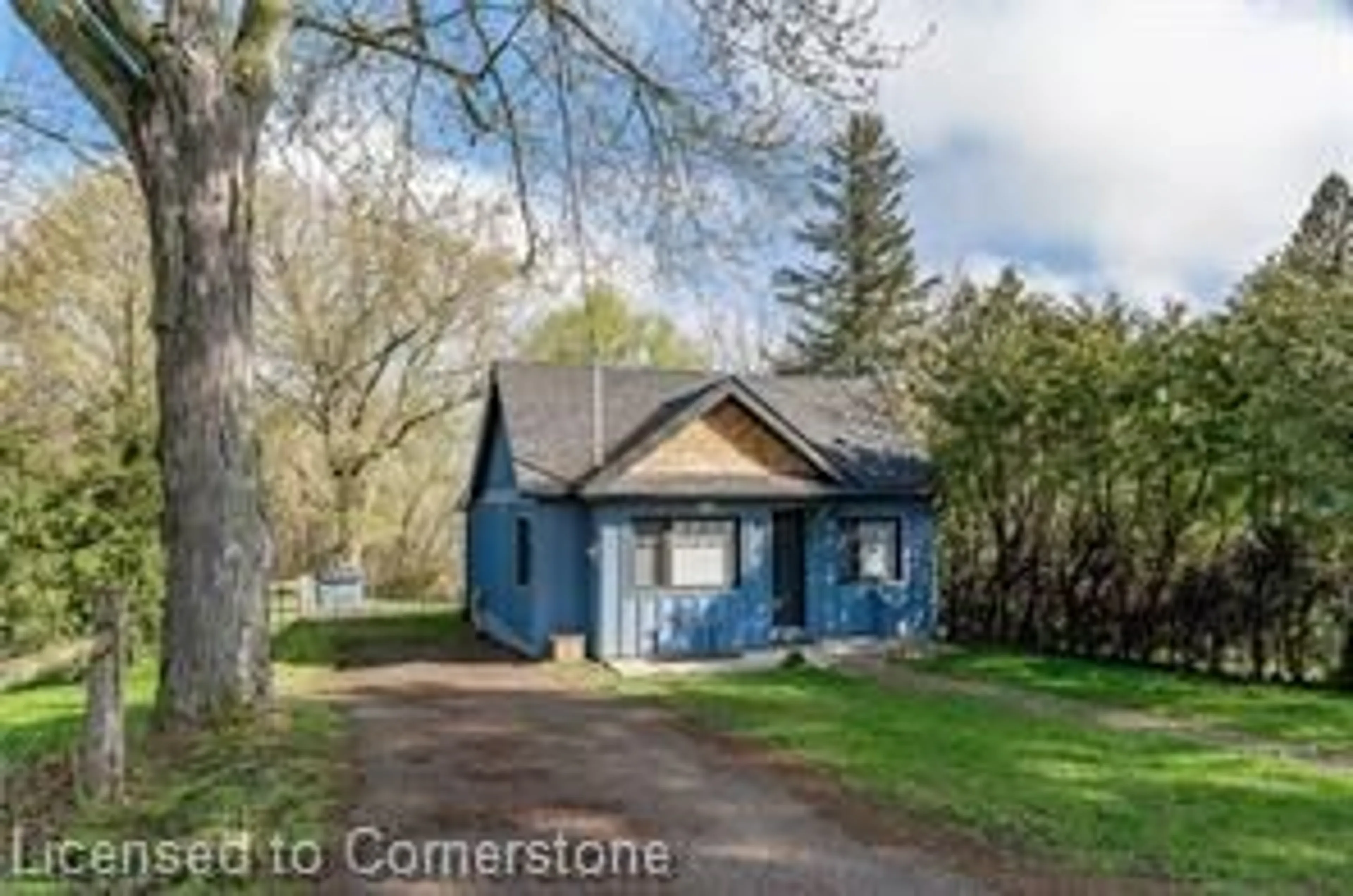 Shed for 16 Maple Trail, Puslinch Ontario N3C 2V4