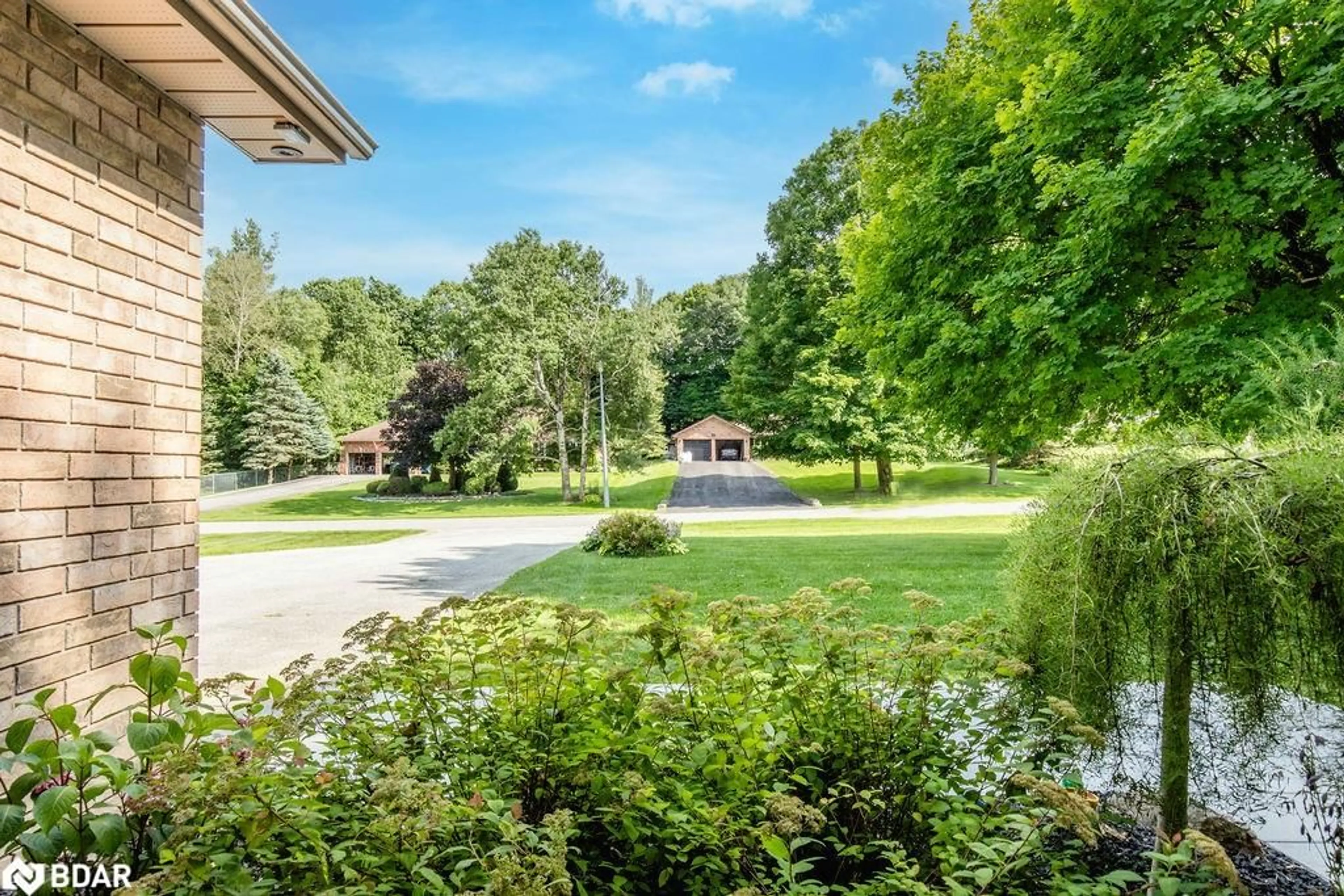 A pic from outside/outdoor area/front of a property/back of a property/a pic from drone, water/lake/river/ocean view for 37 Paddy Dunns Cir, Springwater Ontario L4M 6L9