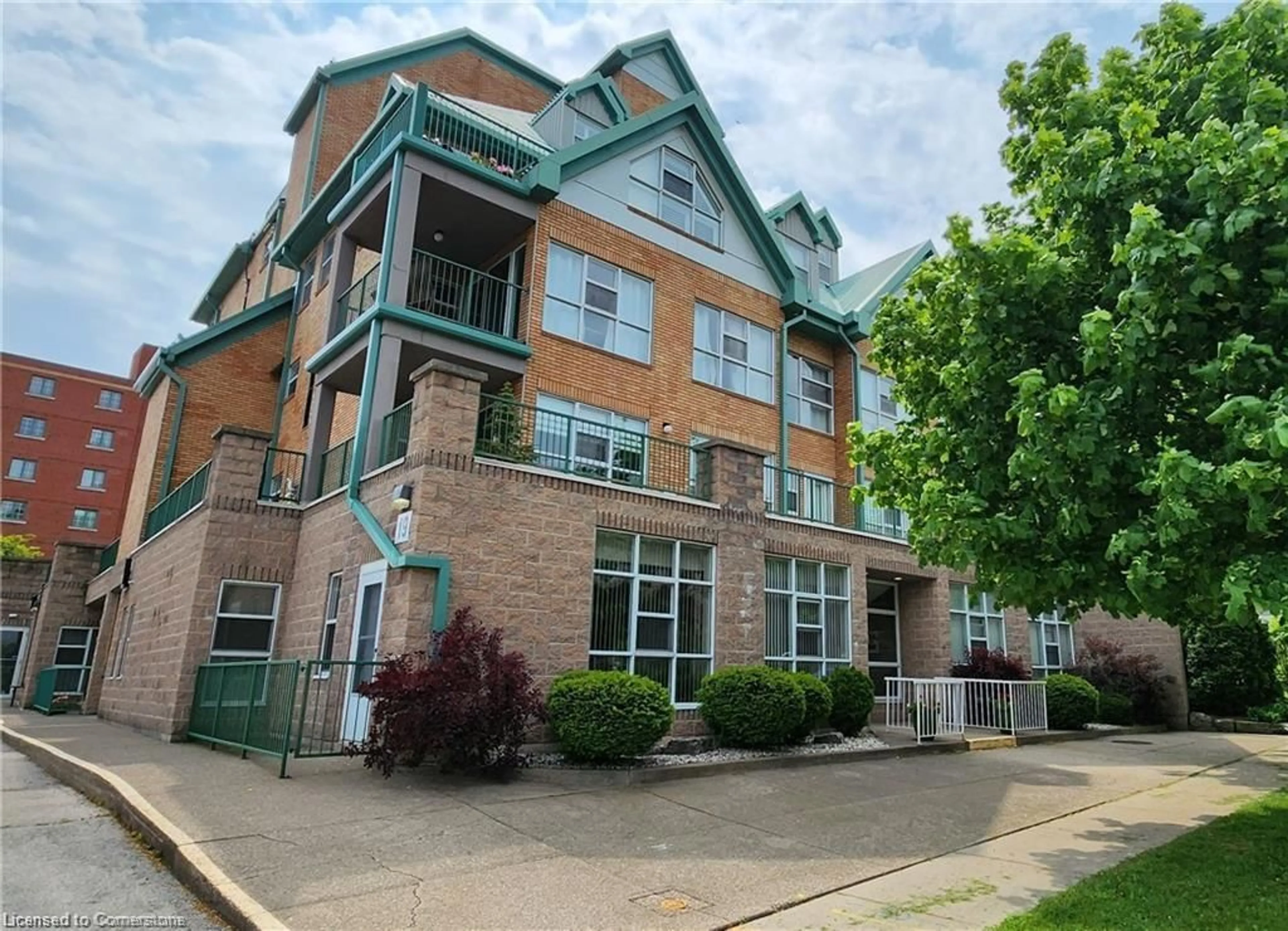 Unknown for 19 Lake Ave #102, Stoney Creek Ontario L8G 2V1