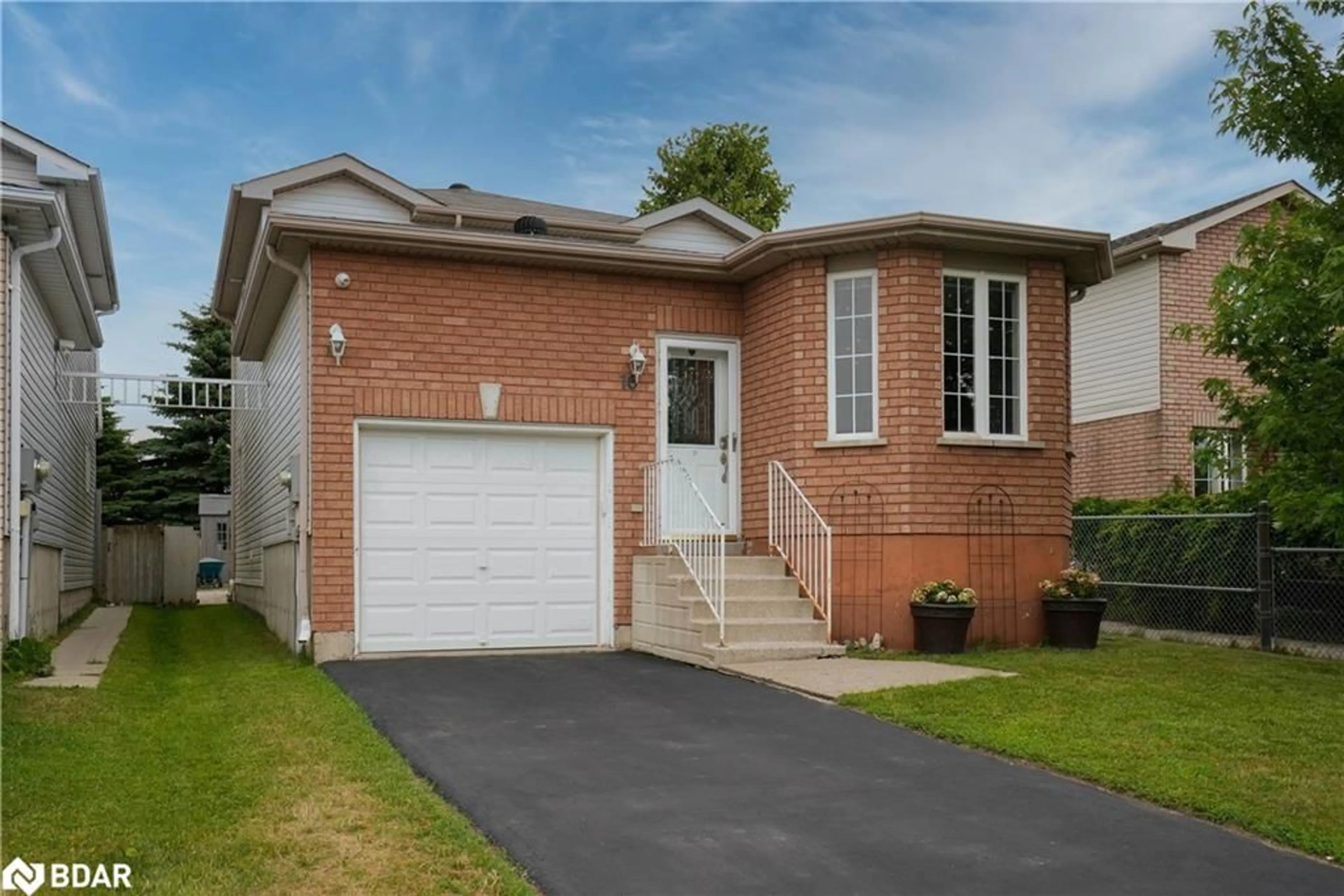 Home with brick exterior material, street for 16 Victorway Dr, Barrie Ontario L4N 9K9