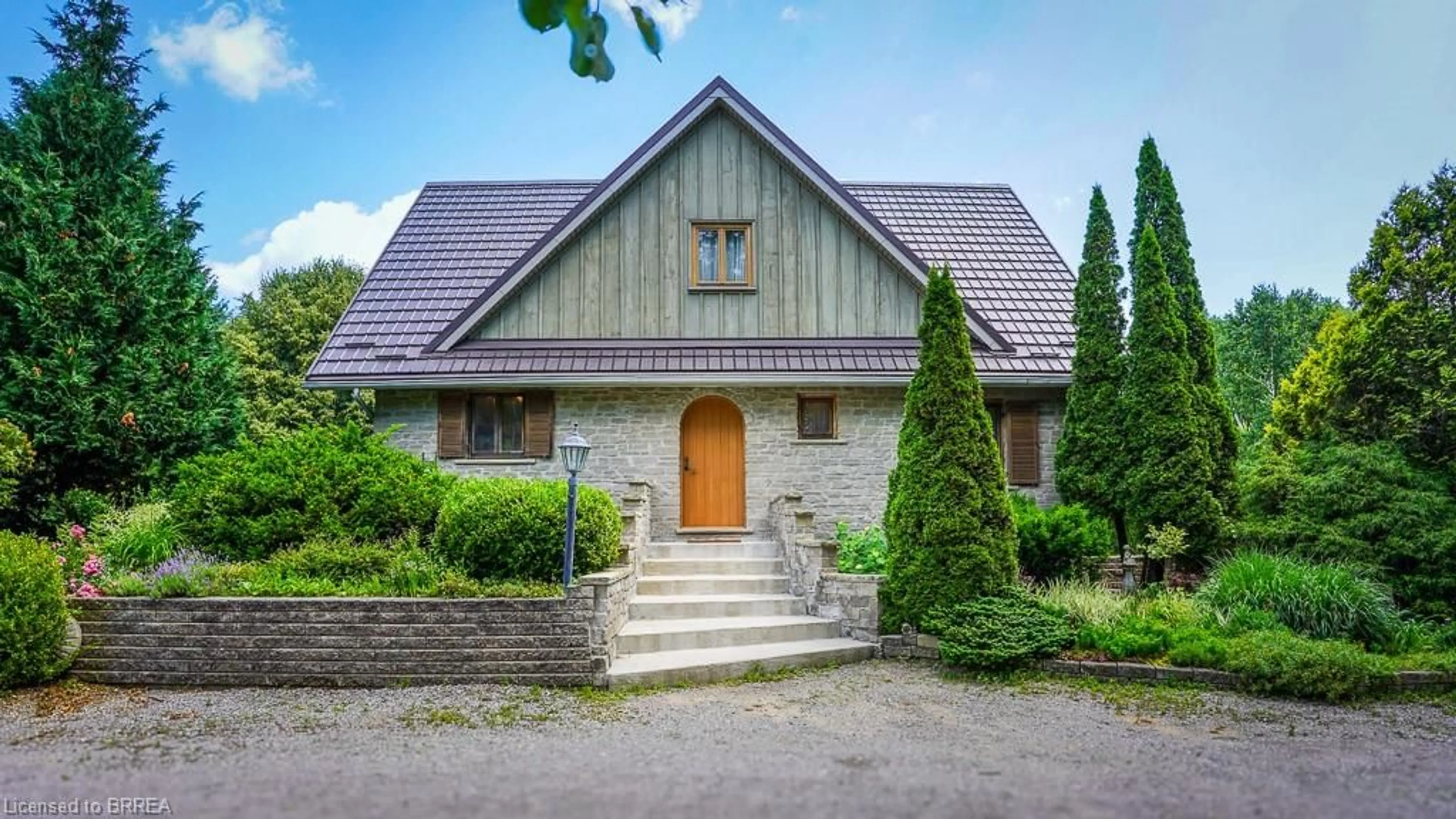 Home with brick exterior material, street for 2112 Nixon Rd, Simcoe Ontario N3Y 4K6