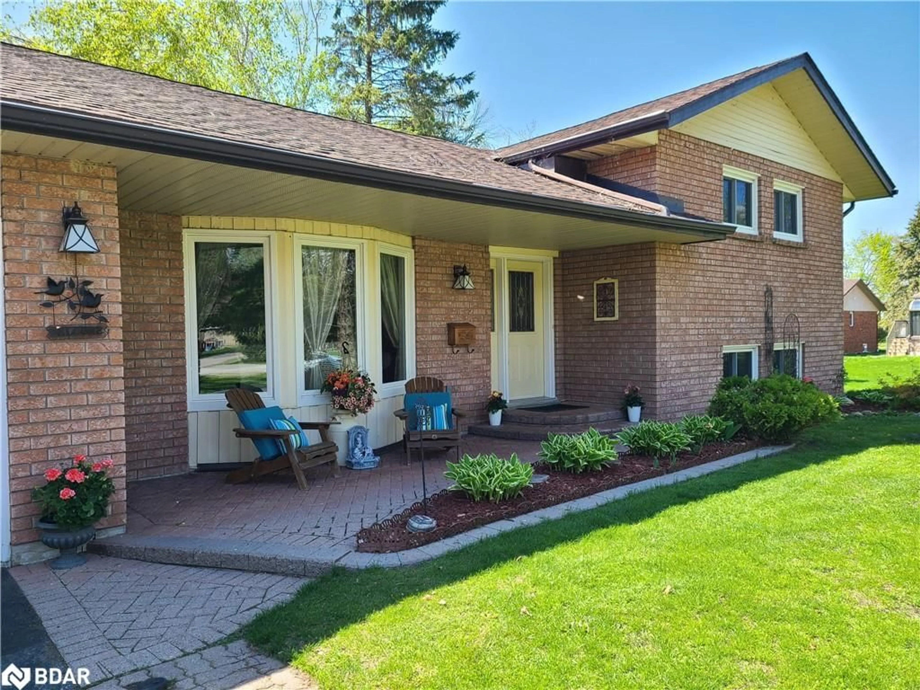 Home with brick exterior material, street for 148 Bayshore Dr, Brechin Ontario L0K 1B0