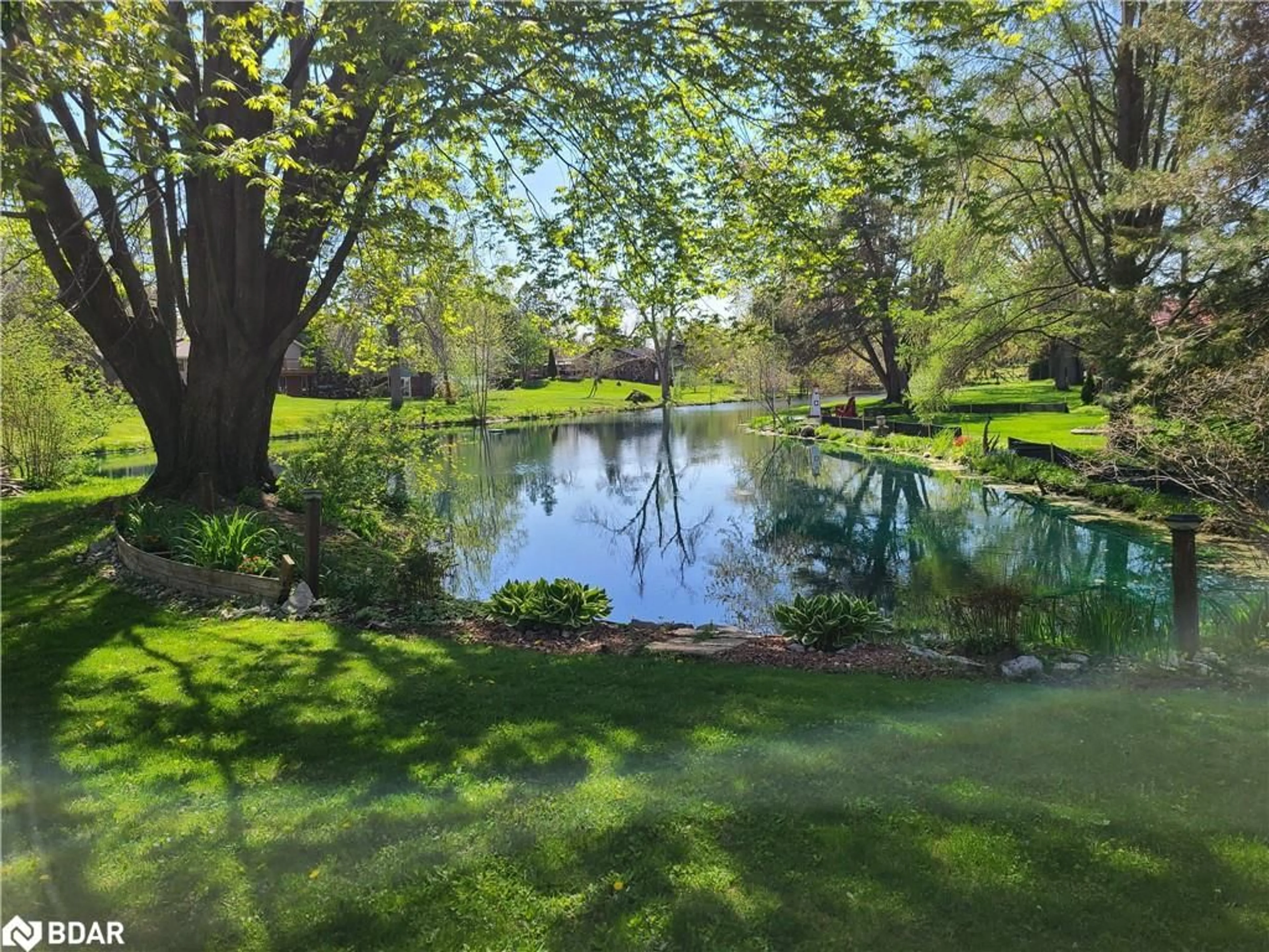A pic from outside/outdoor area/front of a property/back of a property/a pic from drone, water/lake/river/ocean view for 148 Bayshore Dr, Brechin Ontario L0K 1B0