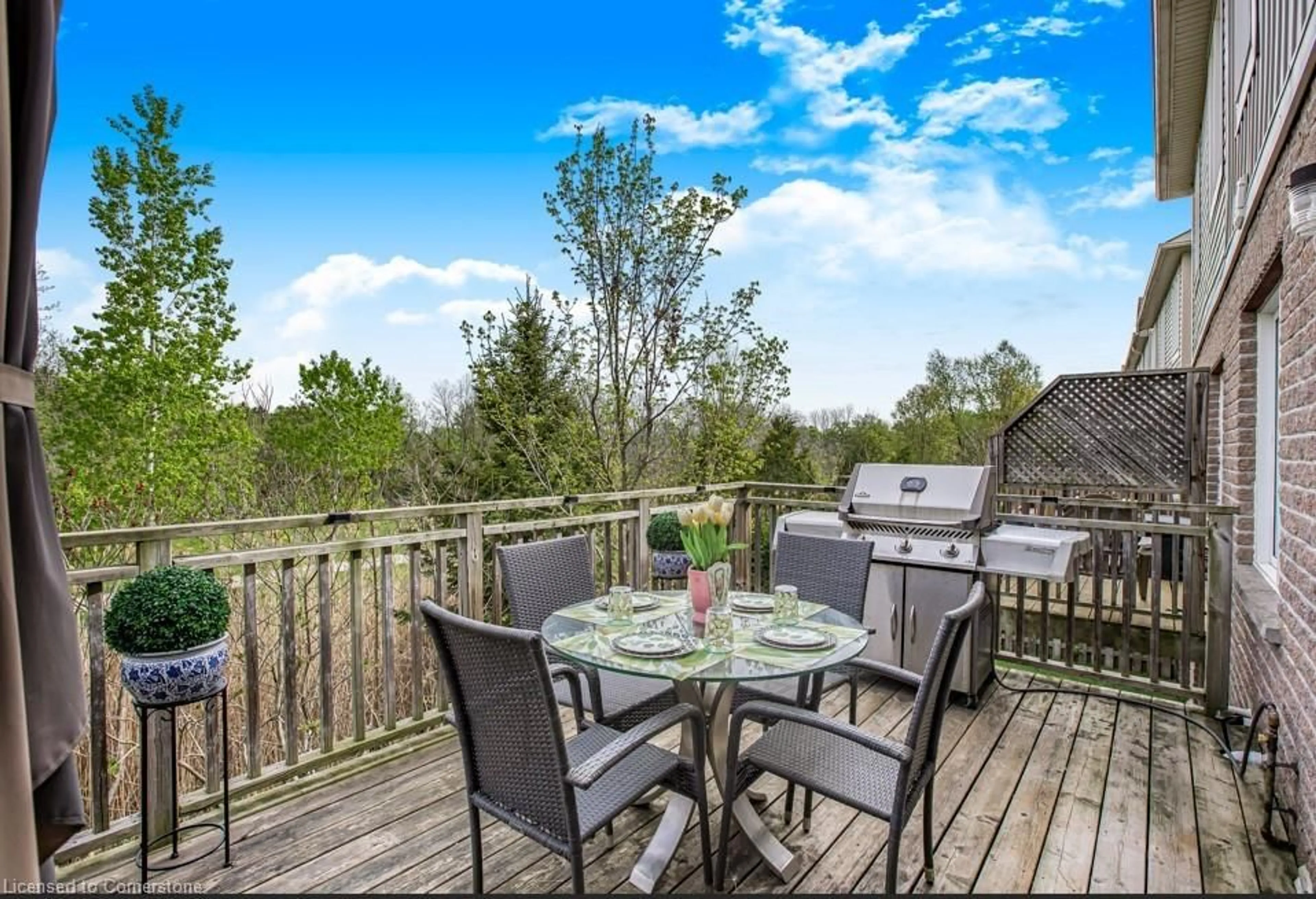 Patio, water/lake/river/ocean view for 105 Pinnacle Dr #62, Kitchener Ontario N2P 1B8