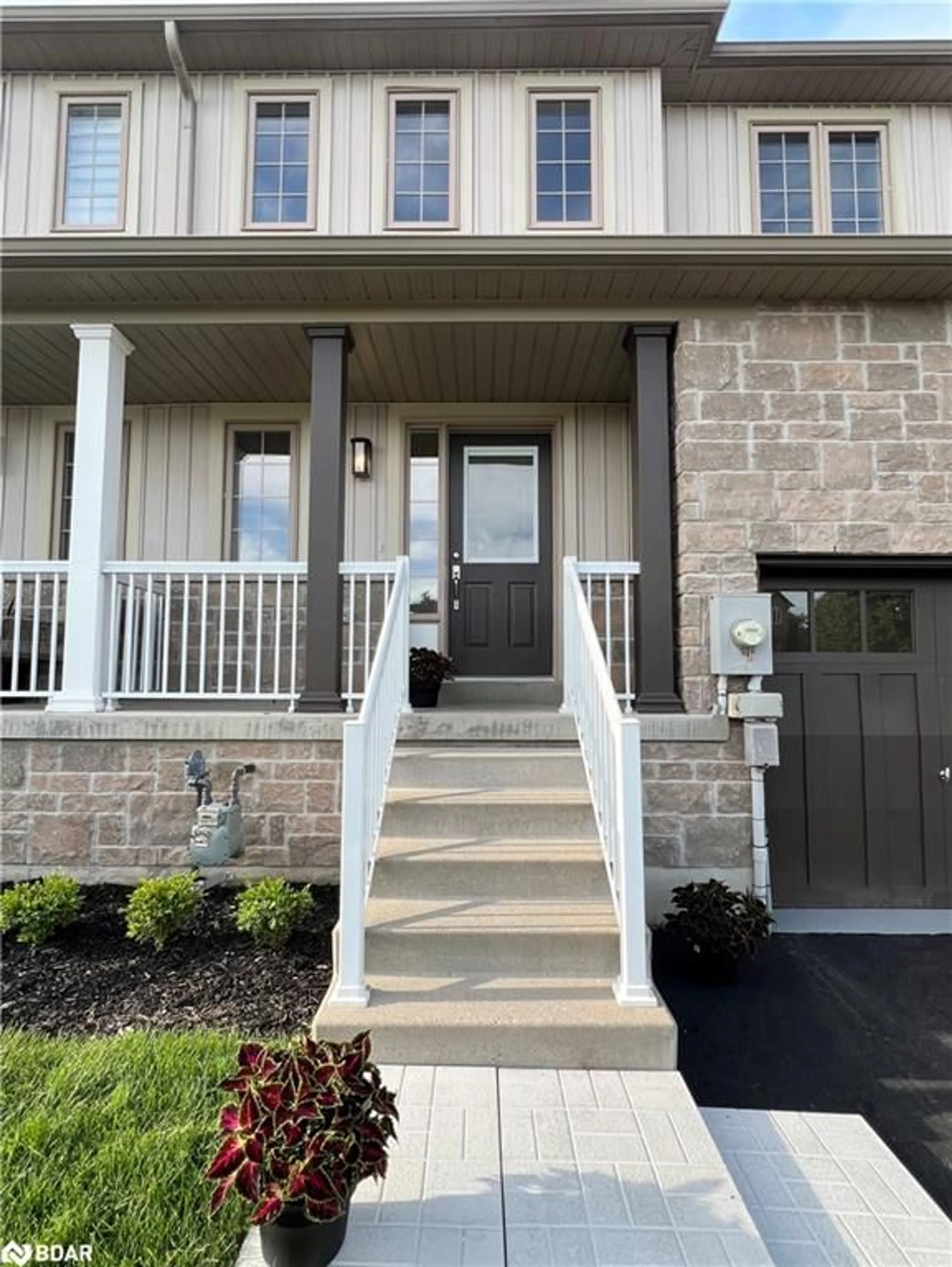 Unknown for 16 Admiral Cres, Angus Ontario L0M 1B4