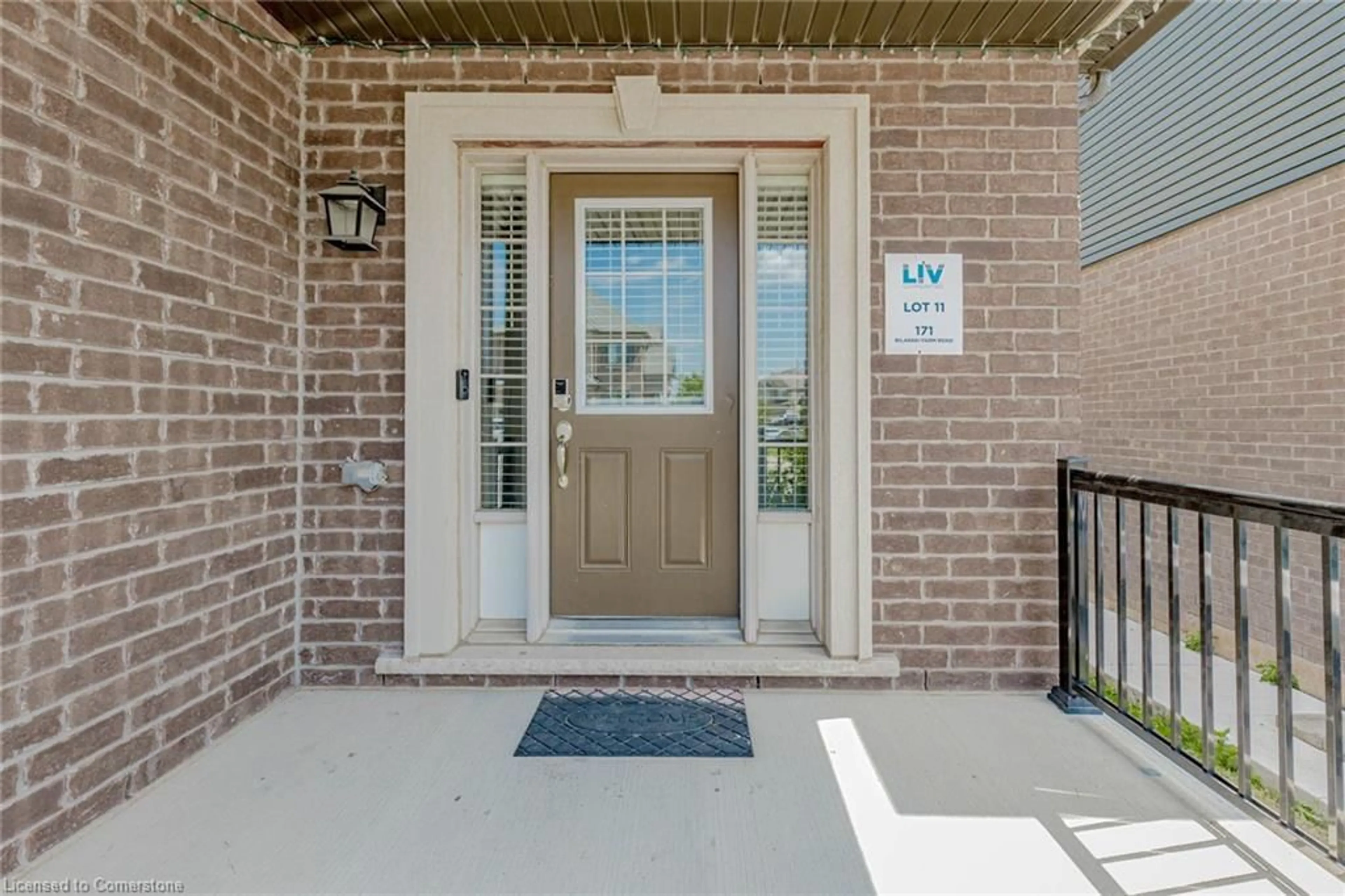 Indoor entryway for 171 Bilanski Farm Rd, Brantford Ontario N3S 0J4