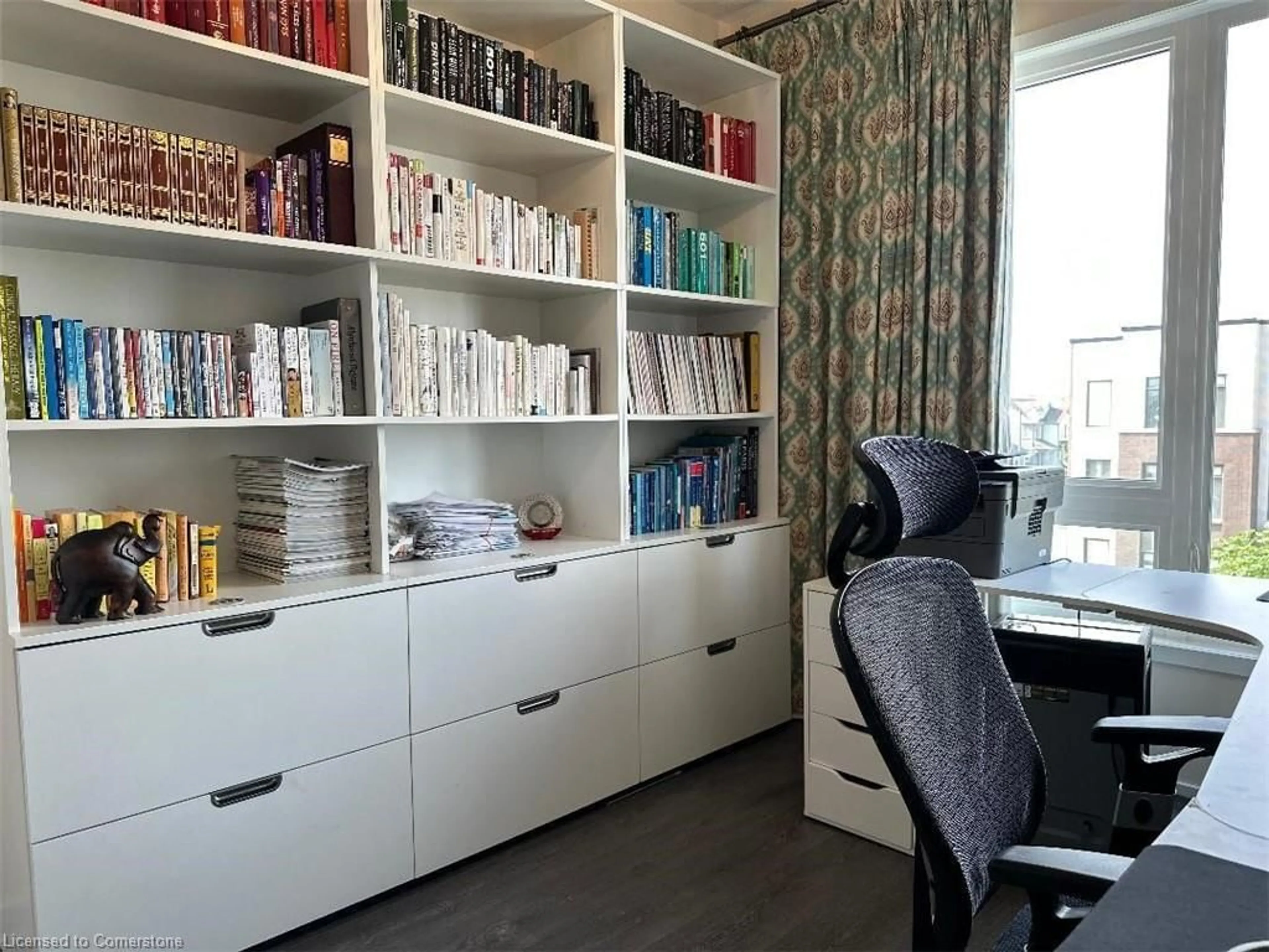 A pic of a room for 3095 Ernest Applebe Blvd, Oakville Ontario L6H 0P3