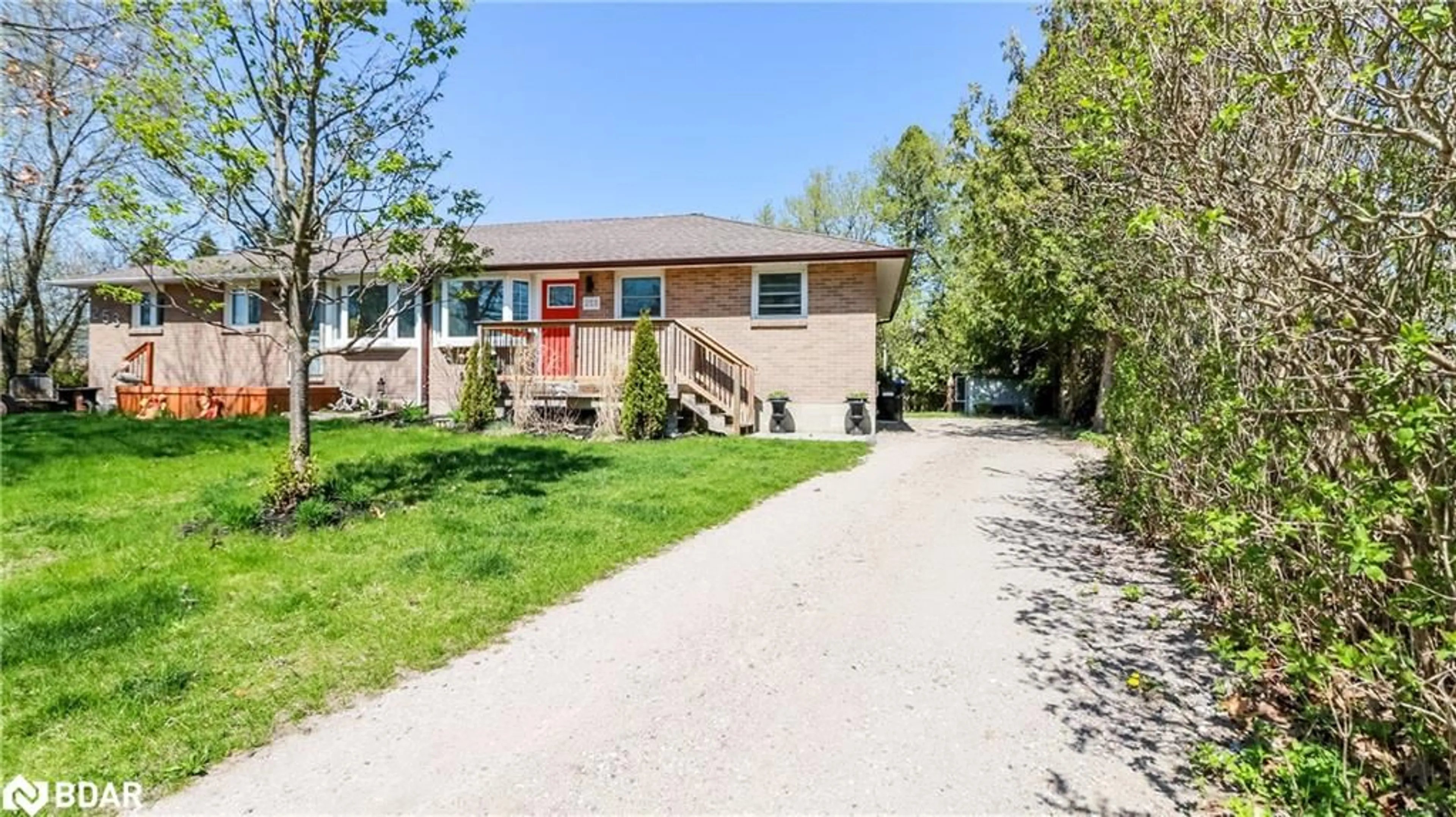 Unknown for 255 Calford St St, Angus Ontario L0M 1B0