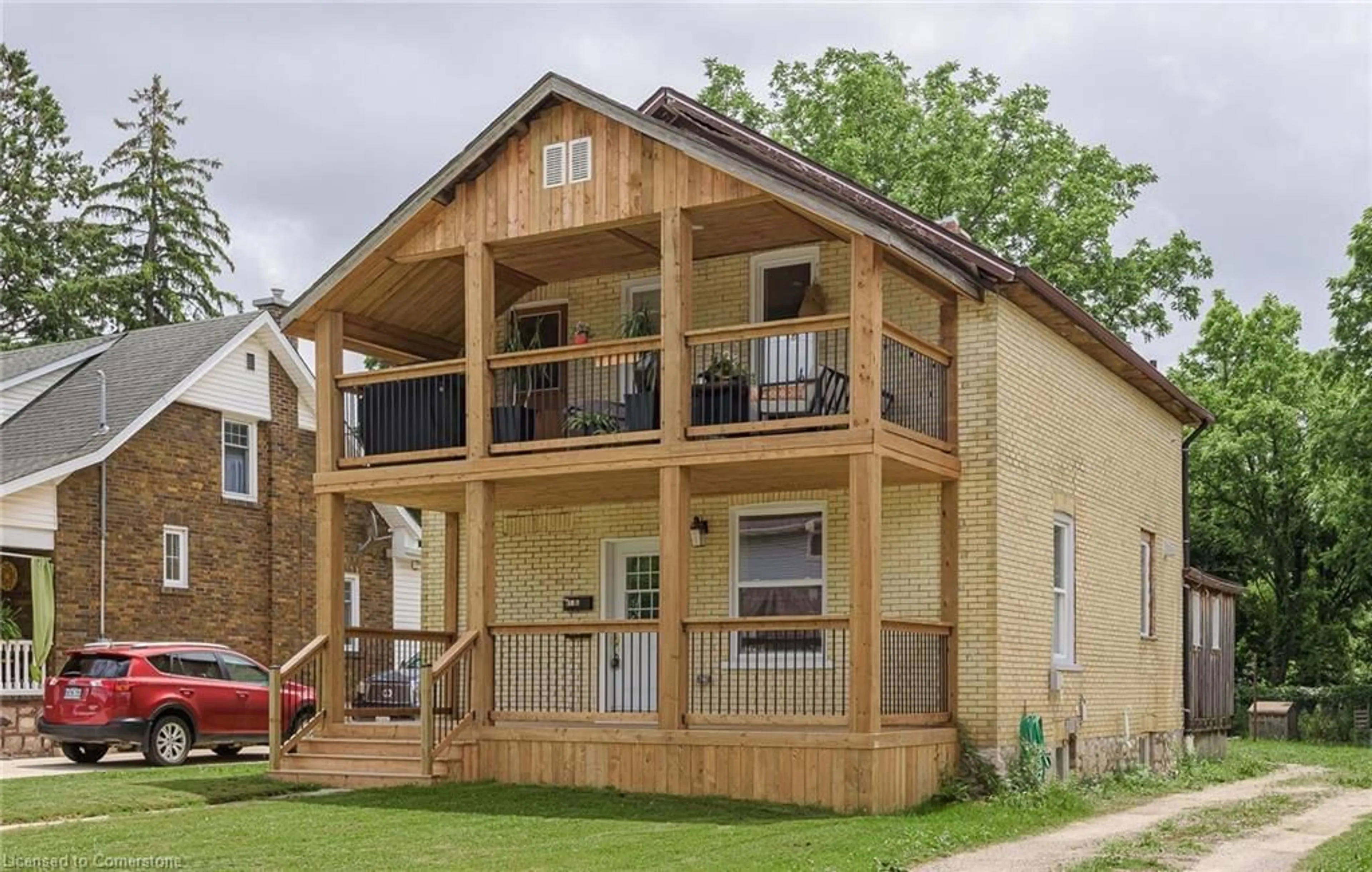 Unknown for 631 Lawrence St, Cambridge Ontario N3H 2M8