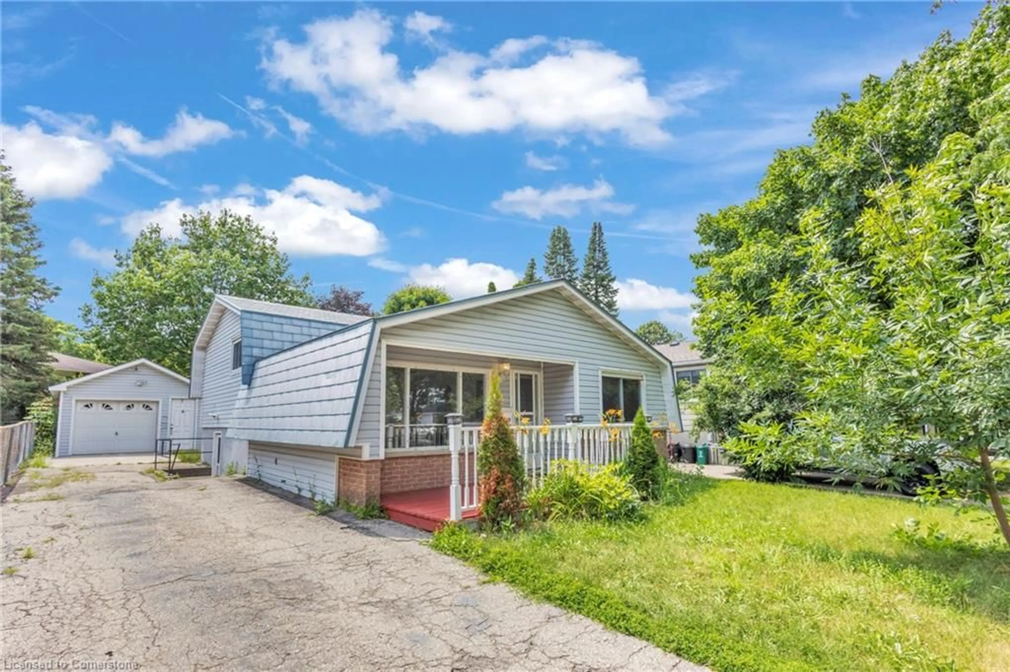 Home with vinyl exterior material, unknown for 87 Christopher Dr, Waterloo Ontario N2J 4J6