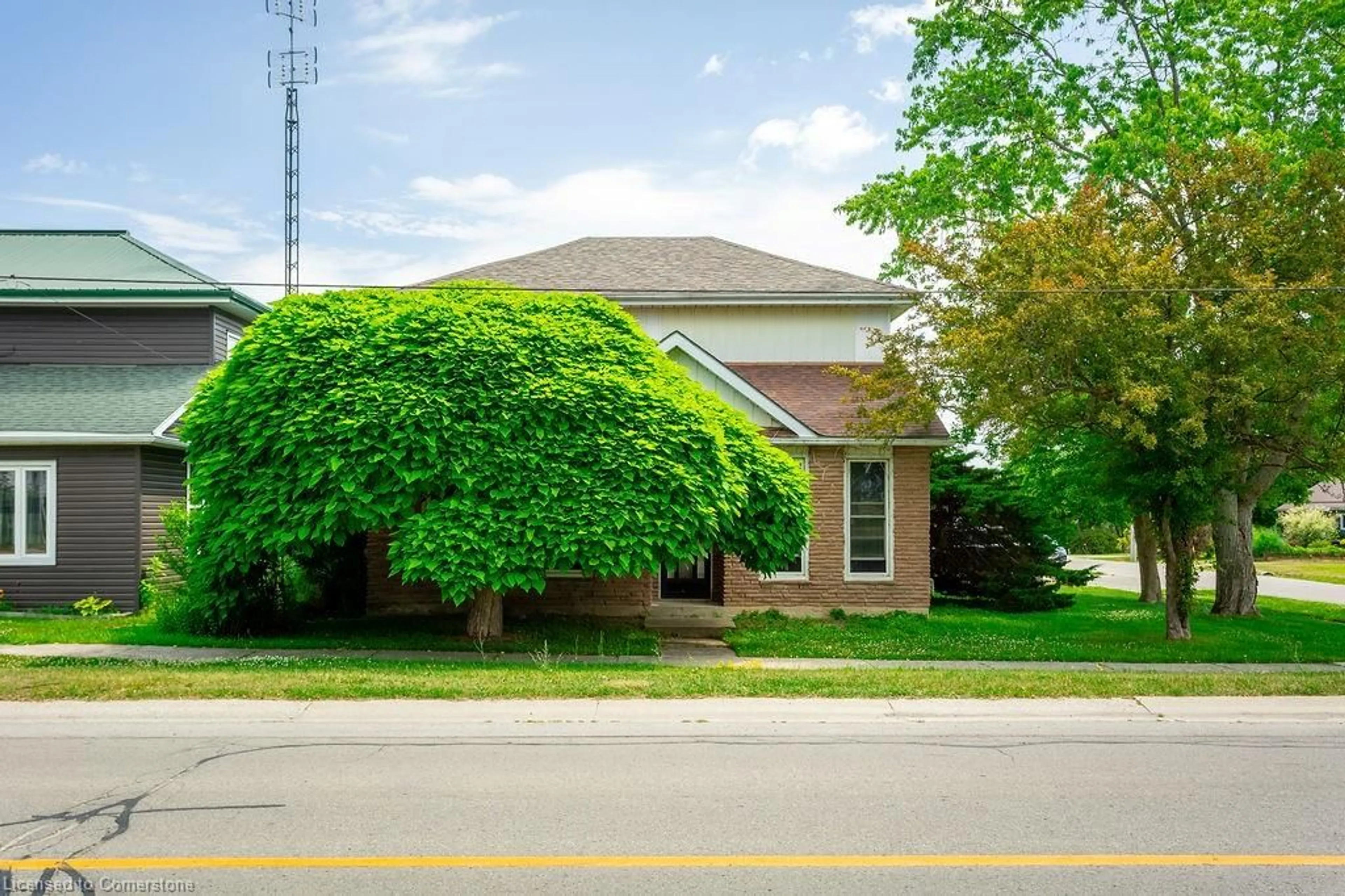 Home with brick exterior material, street for 9 Erie Stree South St, Selkirk Ontario N0A 1P0