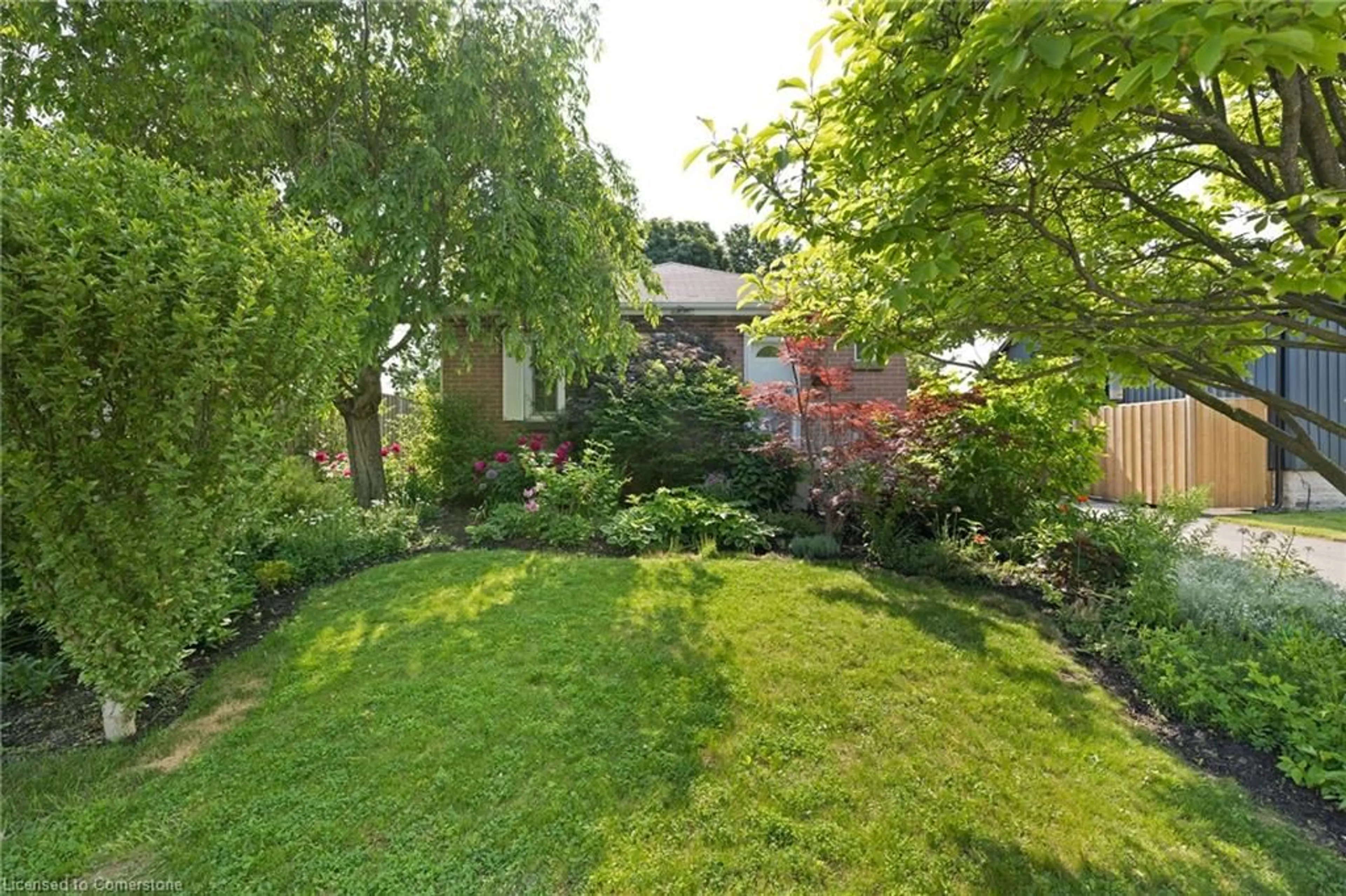A pic from outside/outdoor area/front of a property/back of a property/a pic from drone, street for 73 West 1st St, Hamilton Ontario L9C 3C2