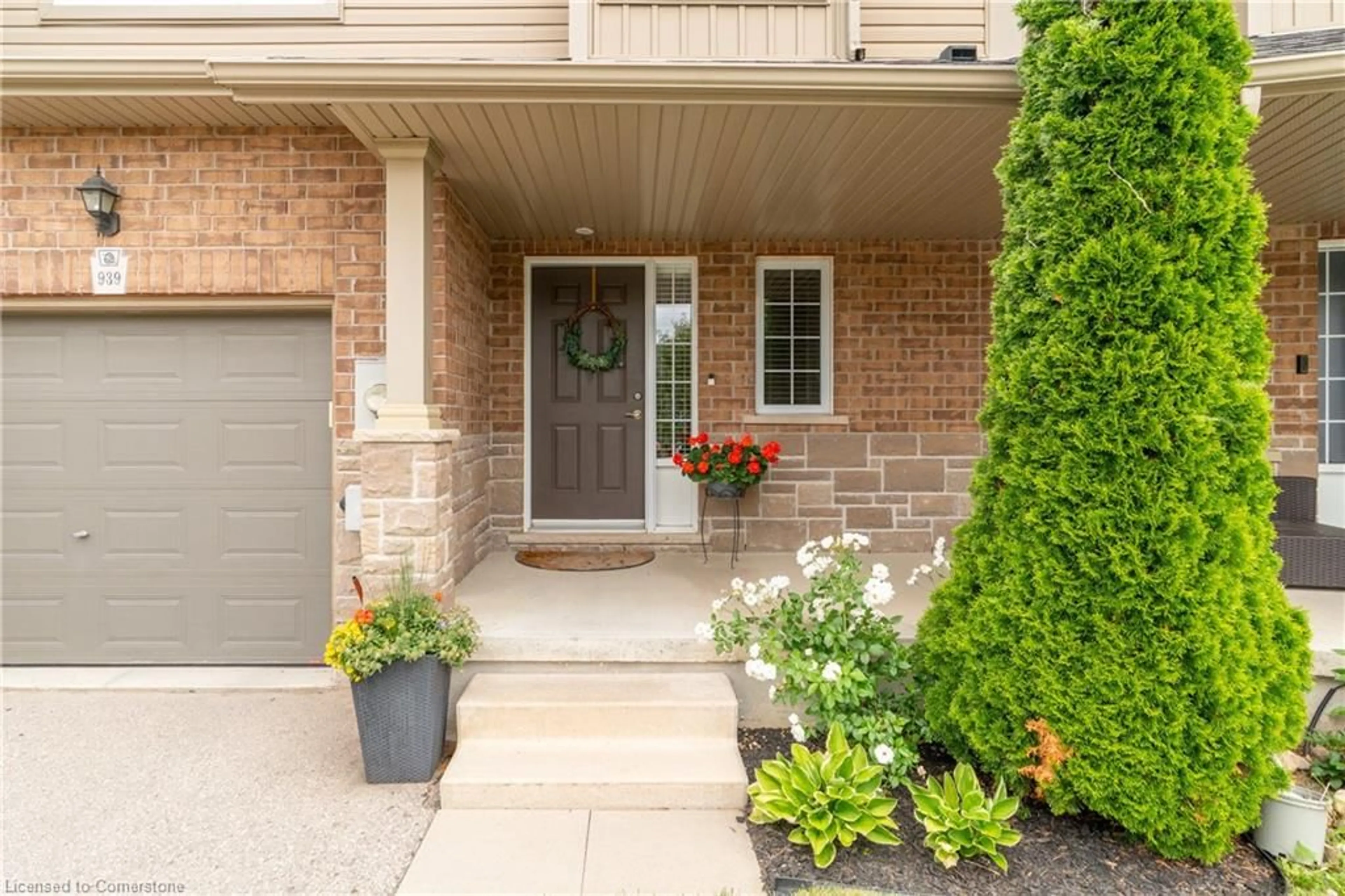 Unknown for 939 Zeller Cres, Kitchener Ontario N2A 0C7