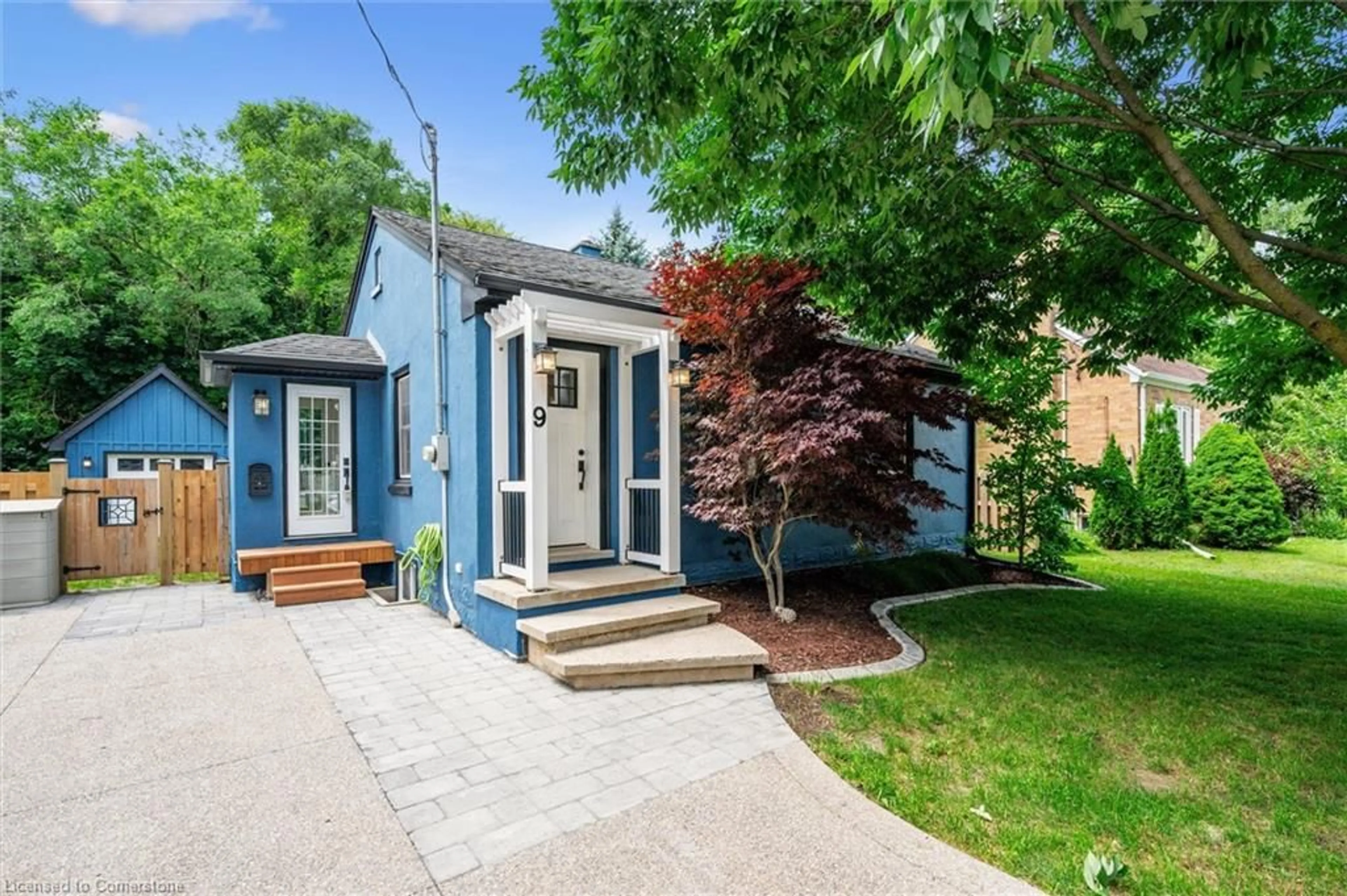 Home with brick exterior material, street for 9 Beverley St, Waterloo Ontario N2L 2H5