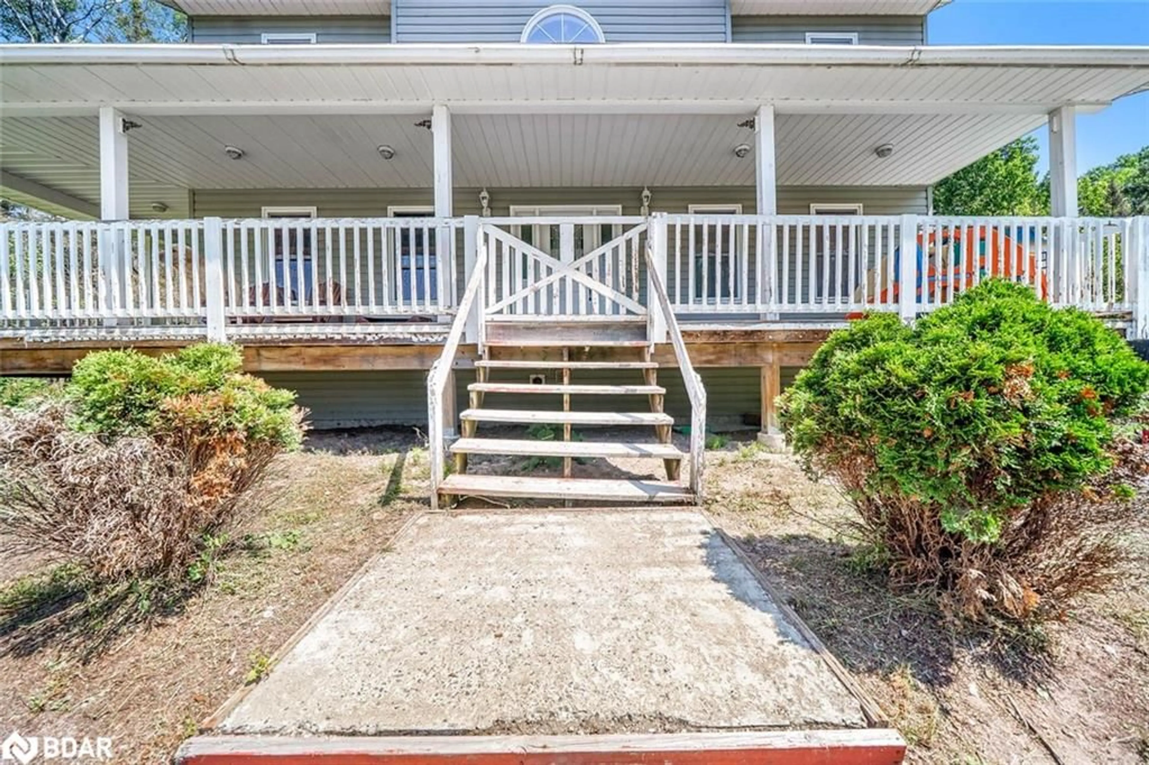 Patio, unknown for 215 O'brien Rd, Sundridge Ontario P0A 1Z0