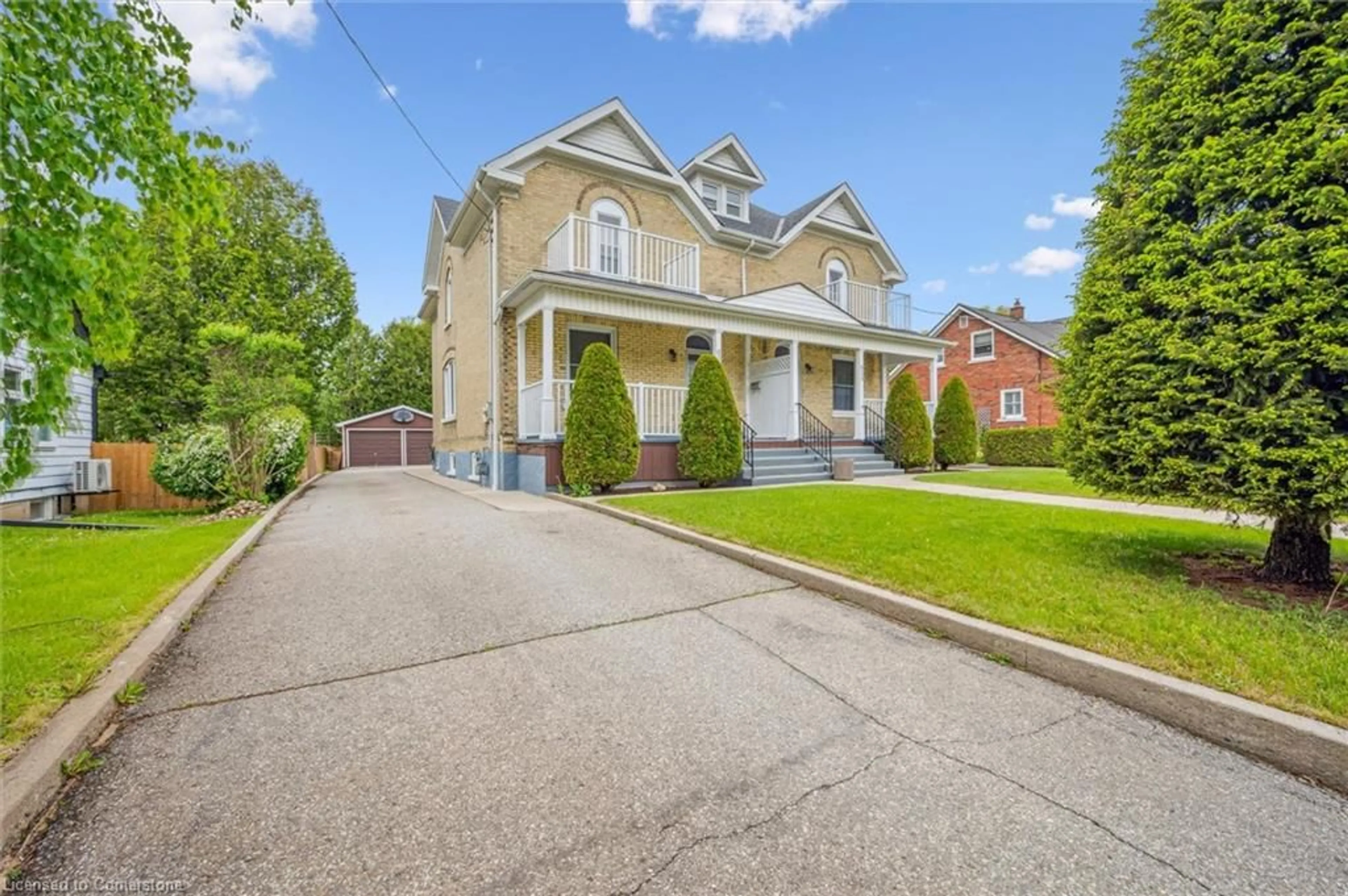 Unknown for 622 - 624 Dolph St, Cambridge Ontario N3H 2B4
