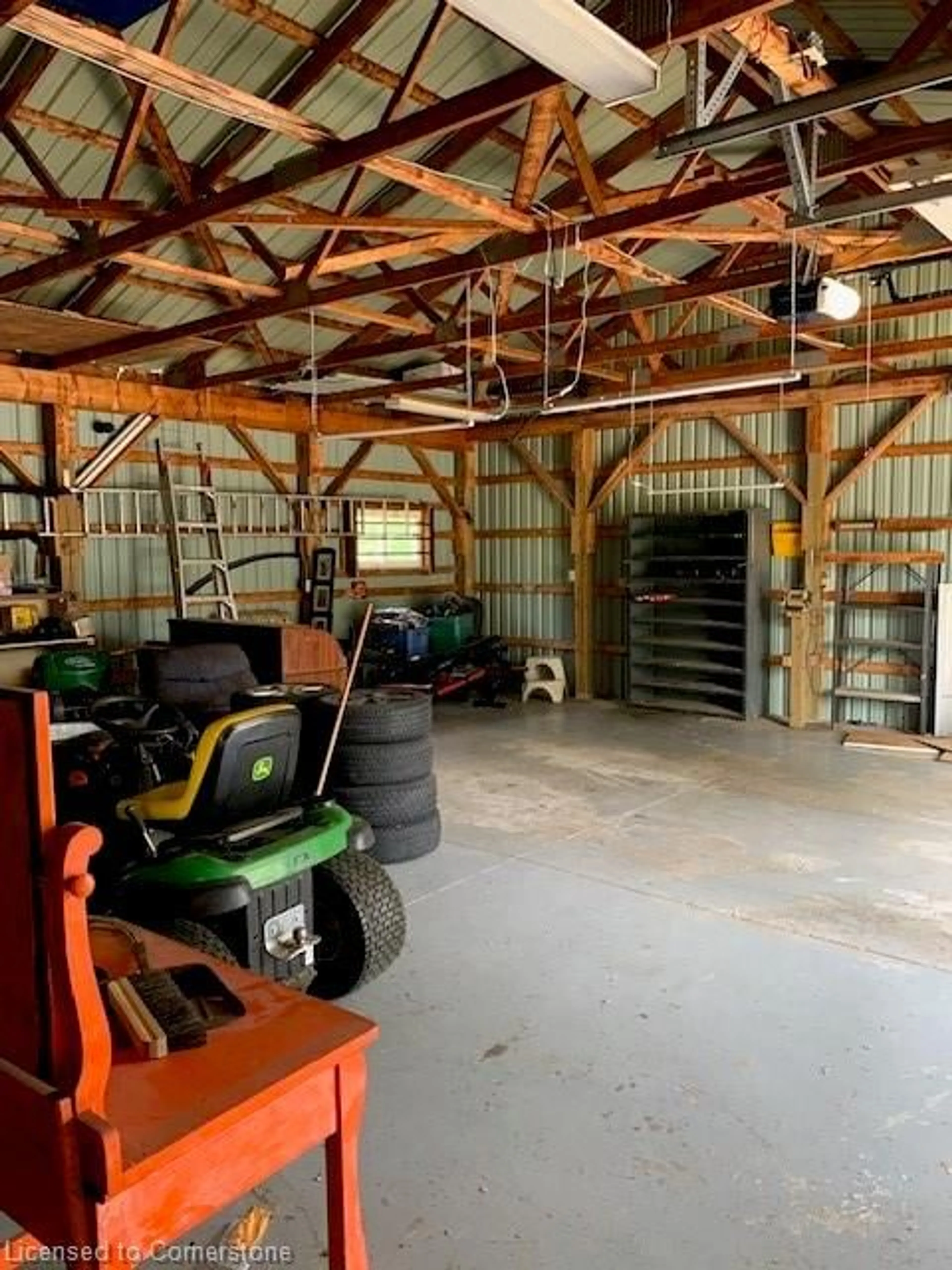 Indoor garage for 19 Queen St, York Ontario N0A 1R0