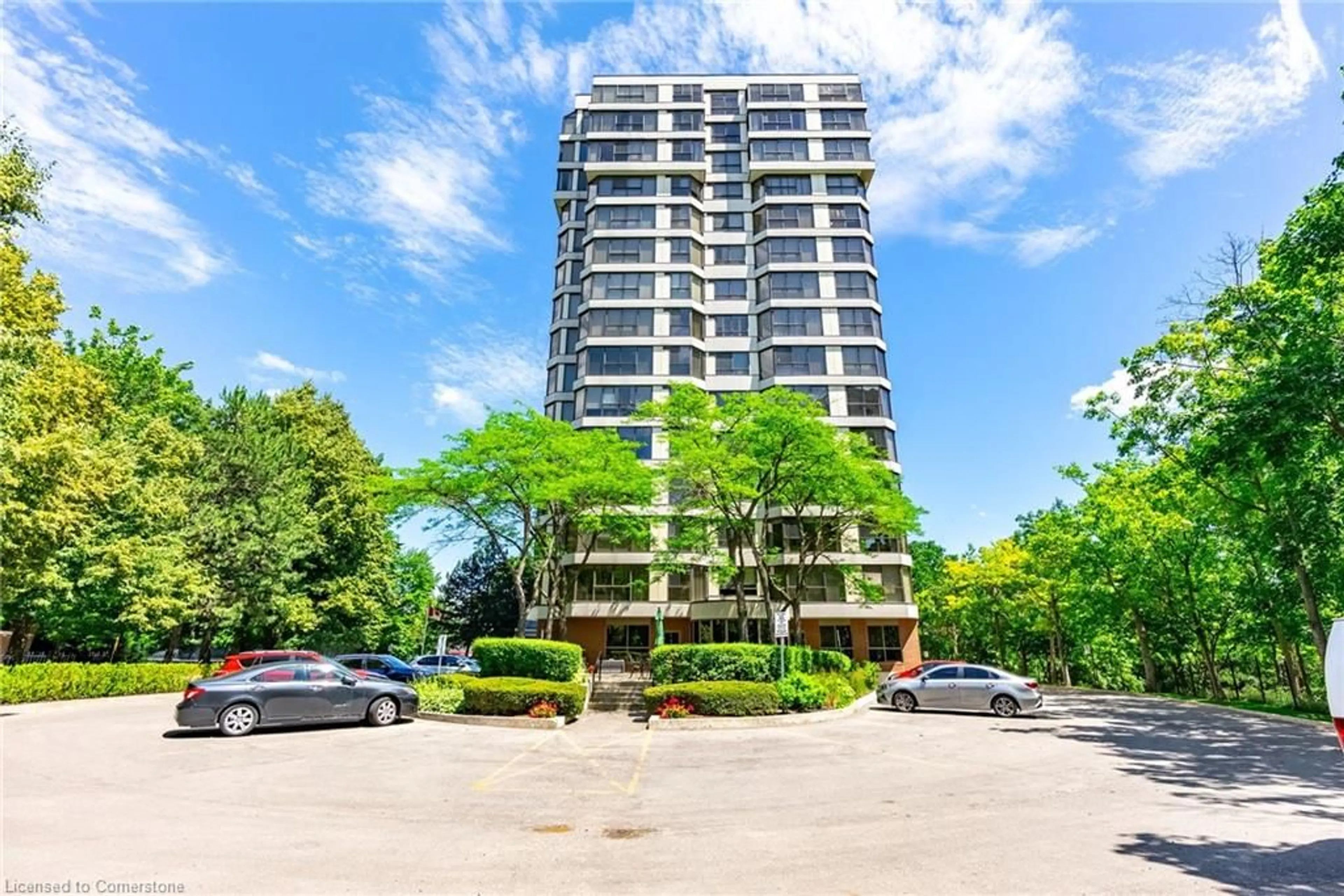 A pic from outside/outdoor area/front of a property/back of a property/a pic from drone, building for 1271 Walden Cir #PH108, Mississauga Ontario L5J 4R4