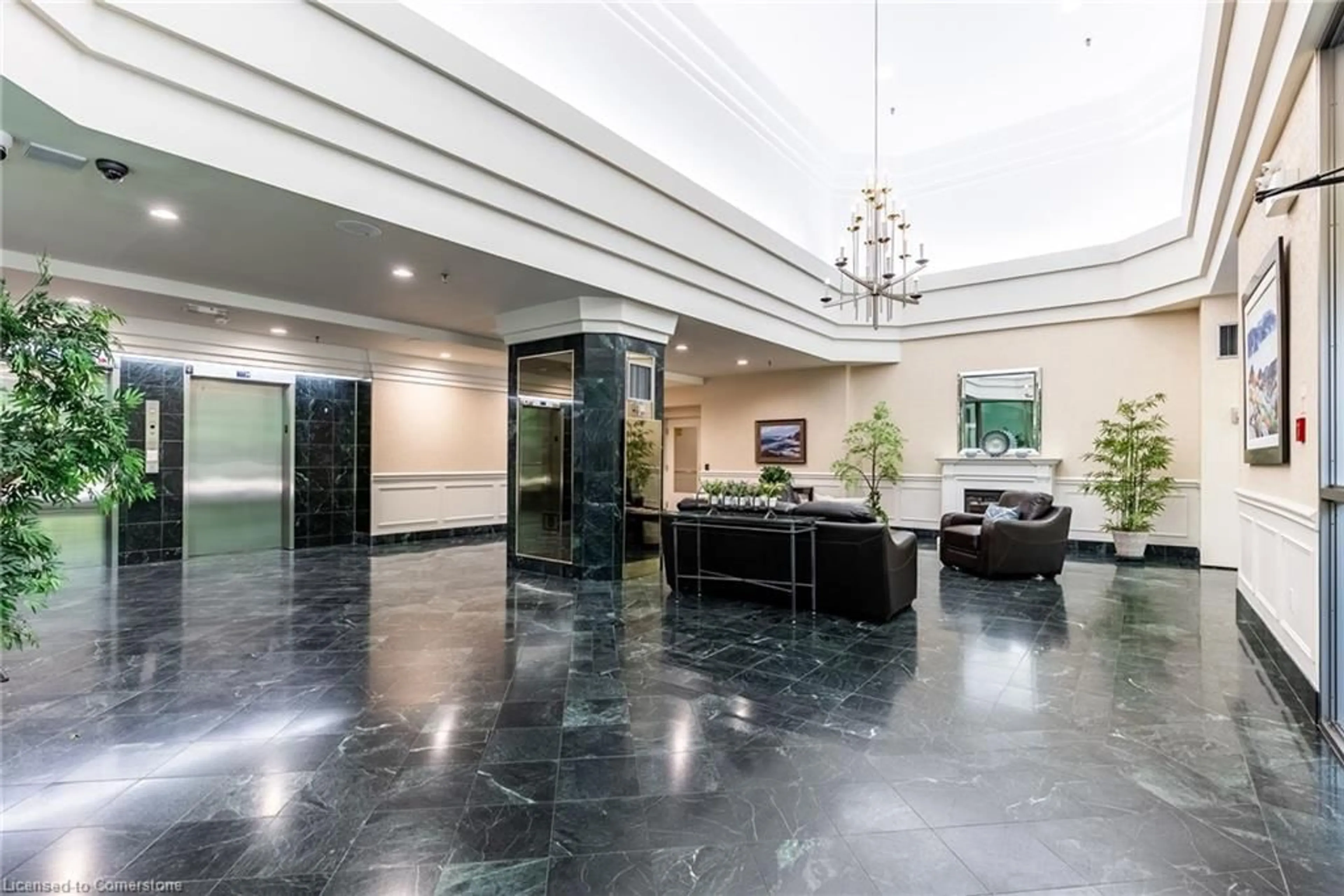 Lobby for 1271 Walden Cir #PH108, Mississauga Ontario L5J 4R4
