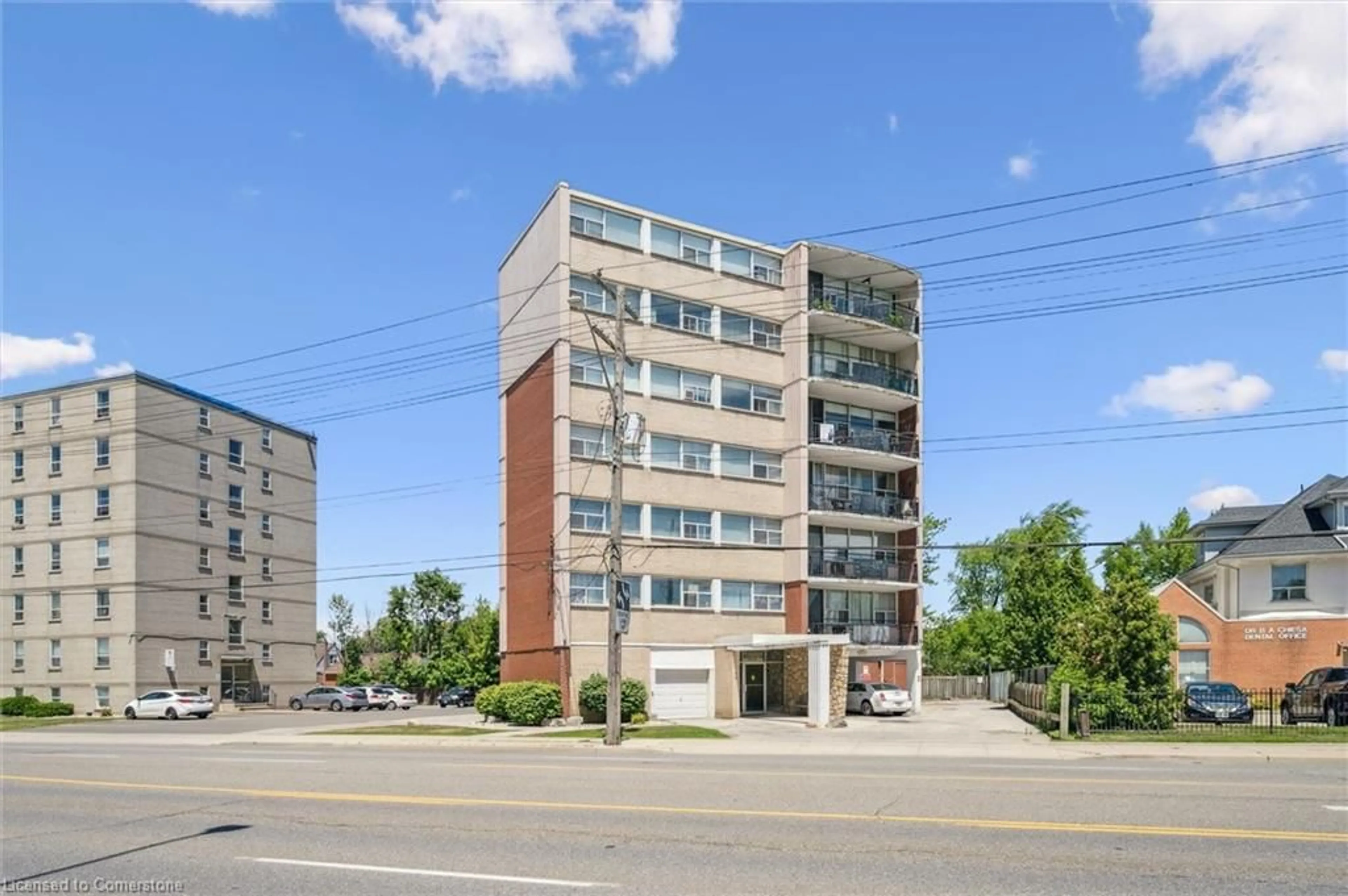 Unknown for 293 Mohawk Rd #302, Hamilton Ontario L9A 2J1