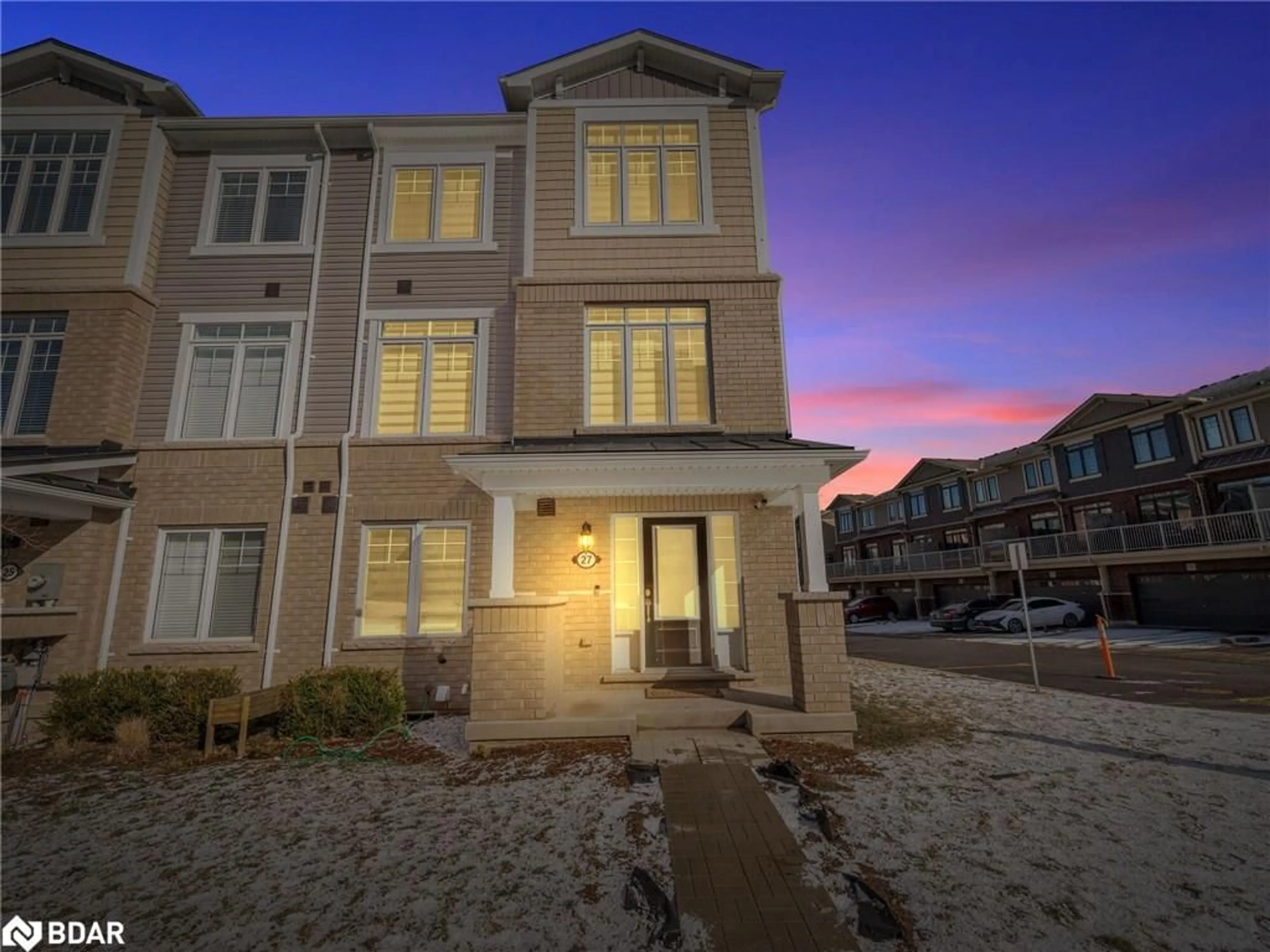 A pic from outside/outdoor area/front of a property/back of a property/a pic from drone, street for 27 Canoe Lane, Hamilton Ontario L8K 0A3