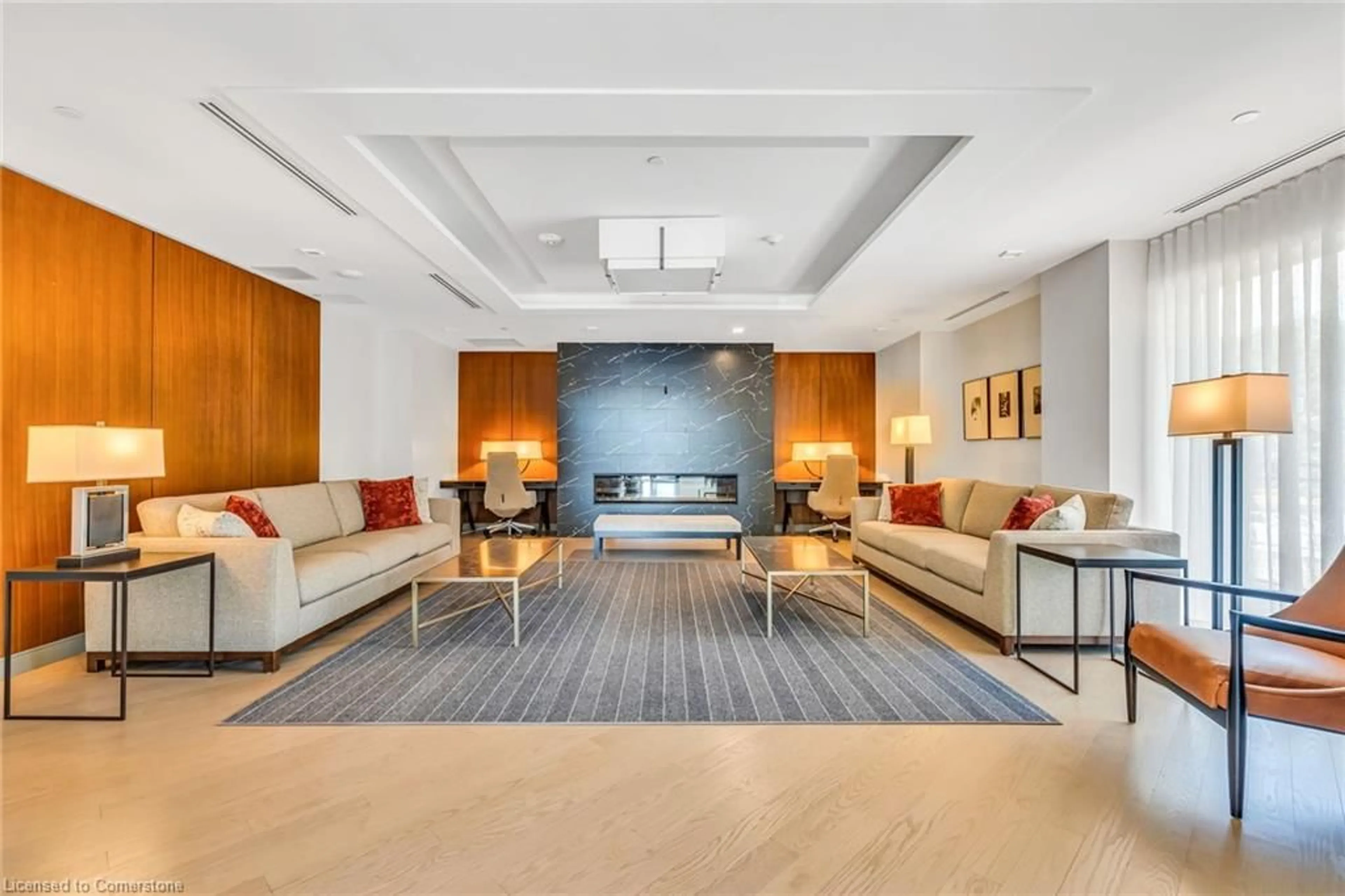 Lobby for 1575 Lakeshore Road West Rd #368, Mississauga Ontario L5J 0B1
