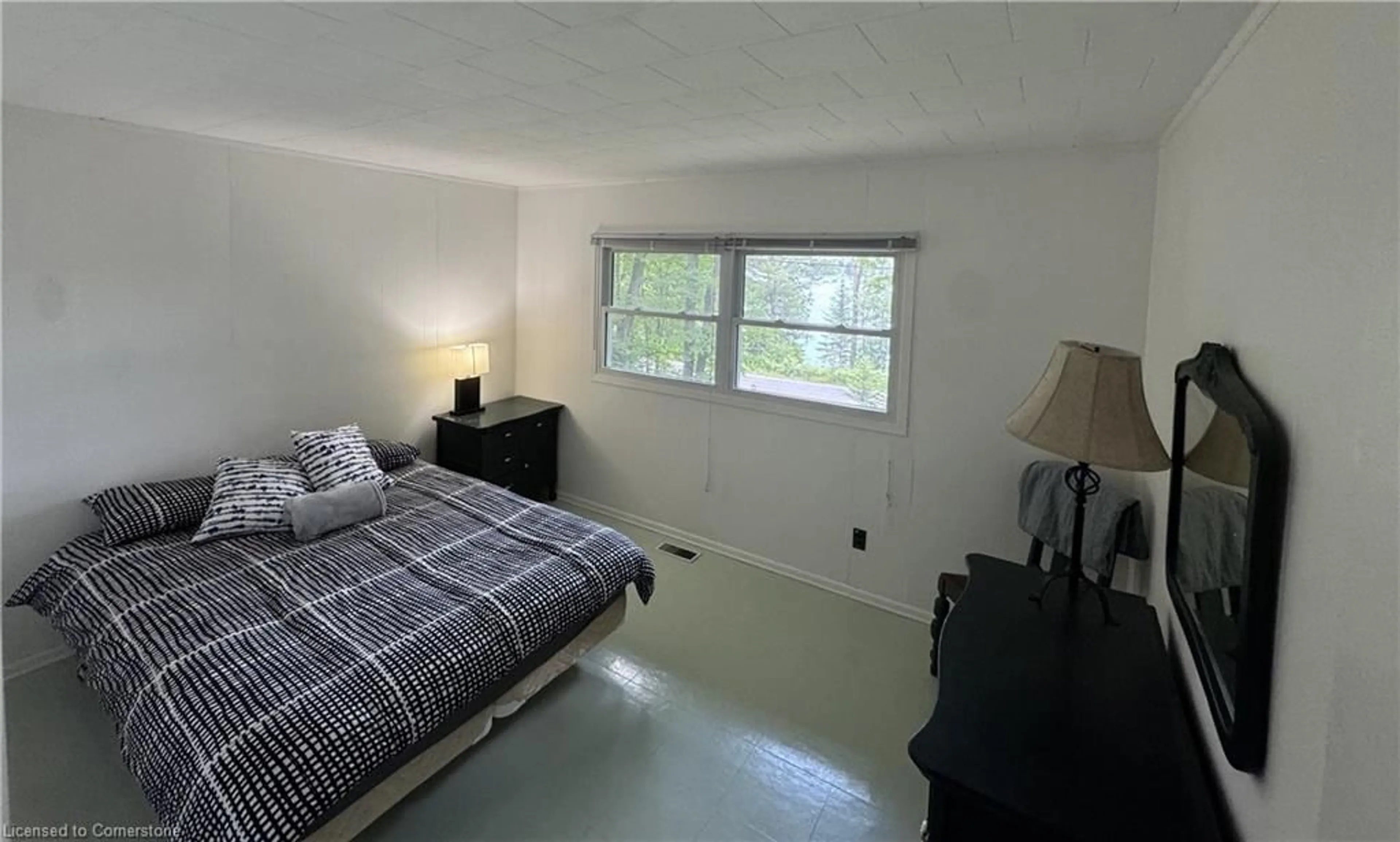 A pic of a room for 5803 Haliburton Lake Rd, Dysart Ontario K0M 1S0