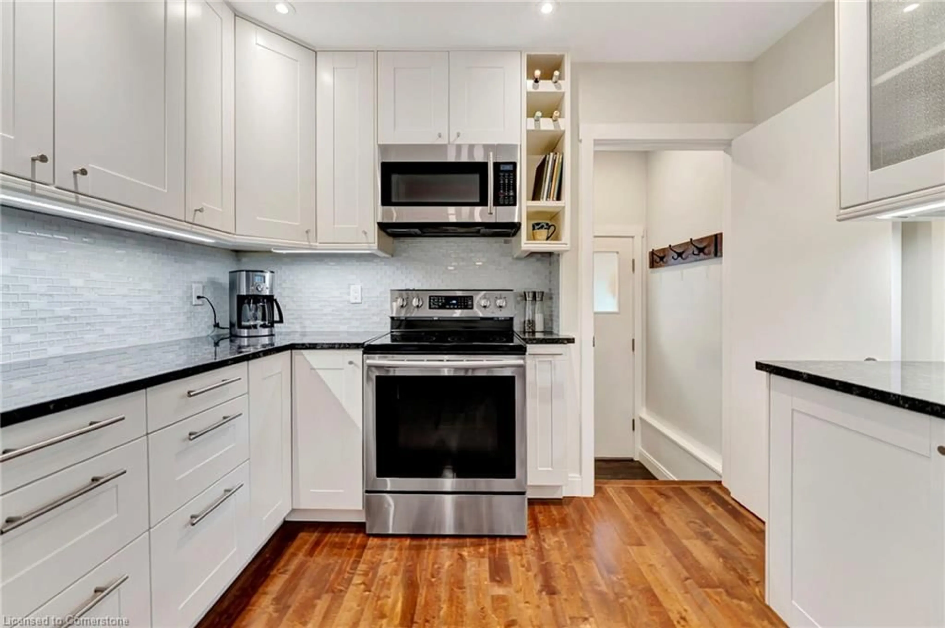 Standard kitchen, unknown for 584 Krug St, Kitchener Ontario N2B 1L7