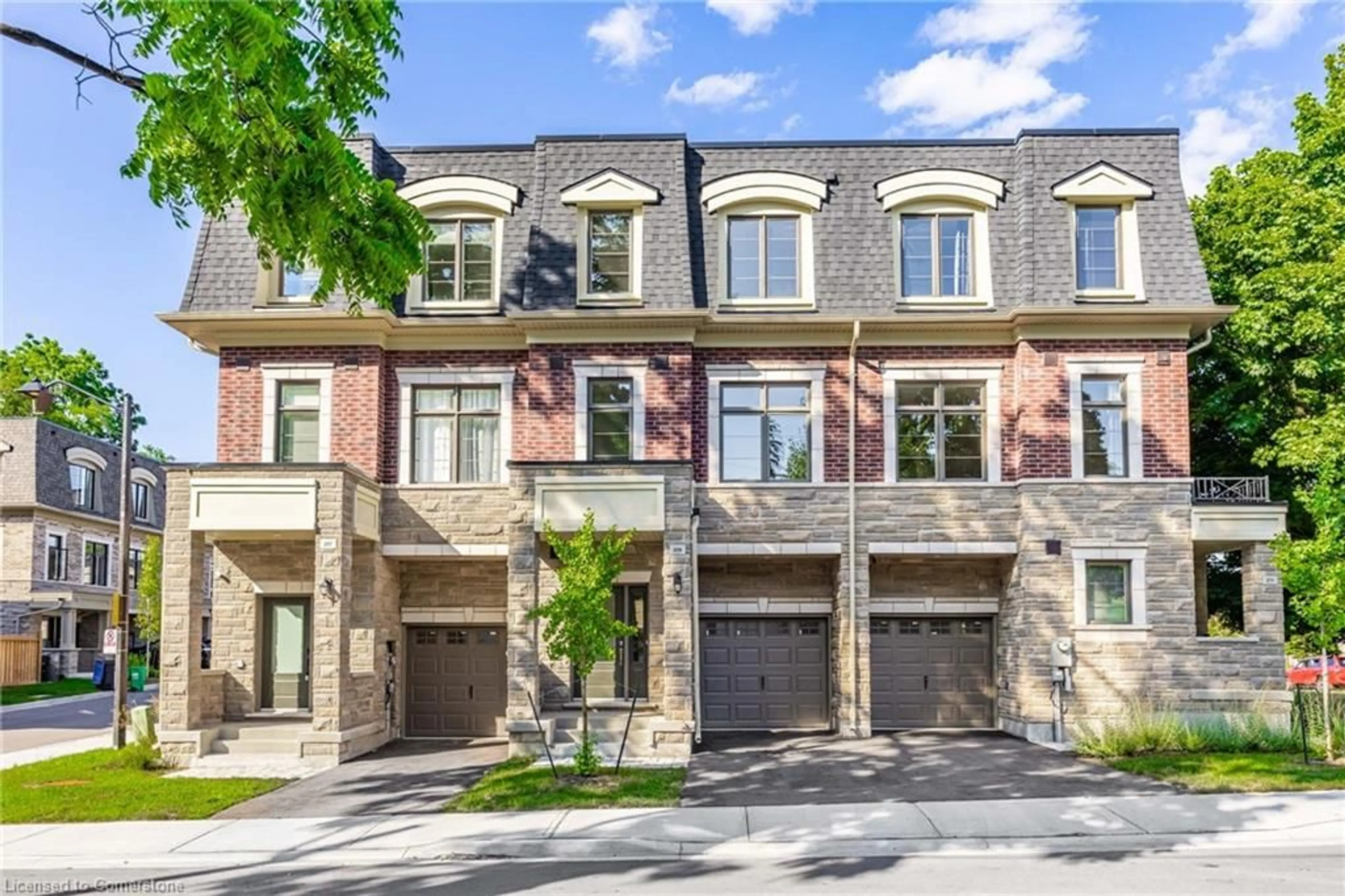 Home with brick exterior material, street for 209 Wyndham Street St, Mississauga Ontario L5M 2S5