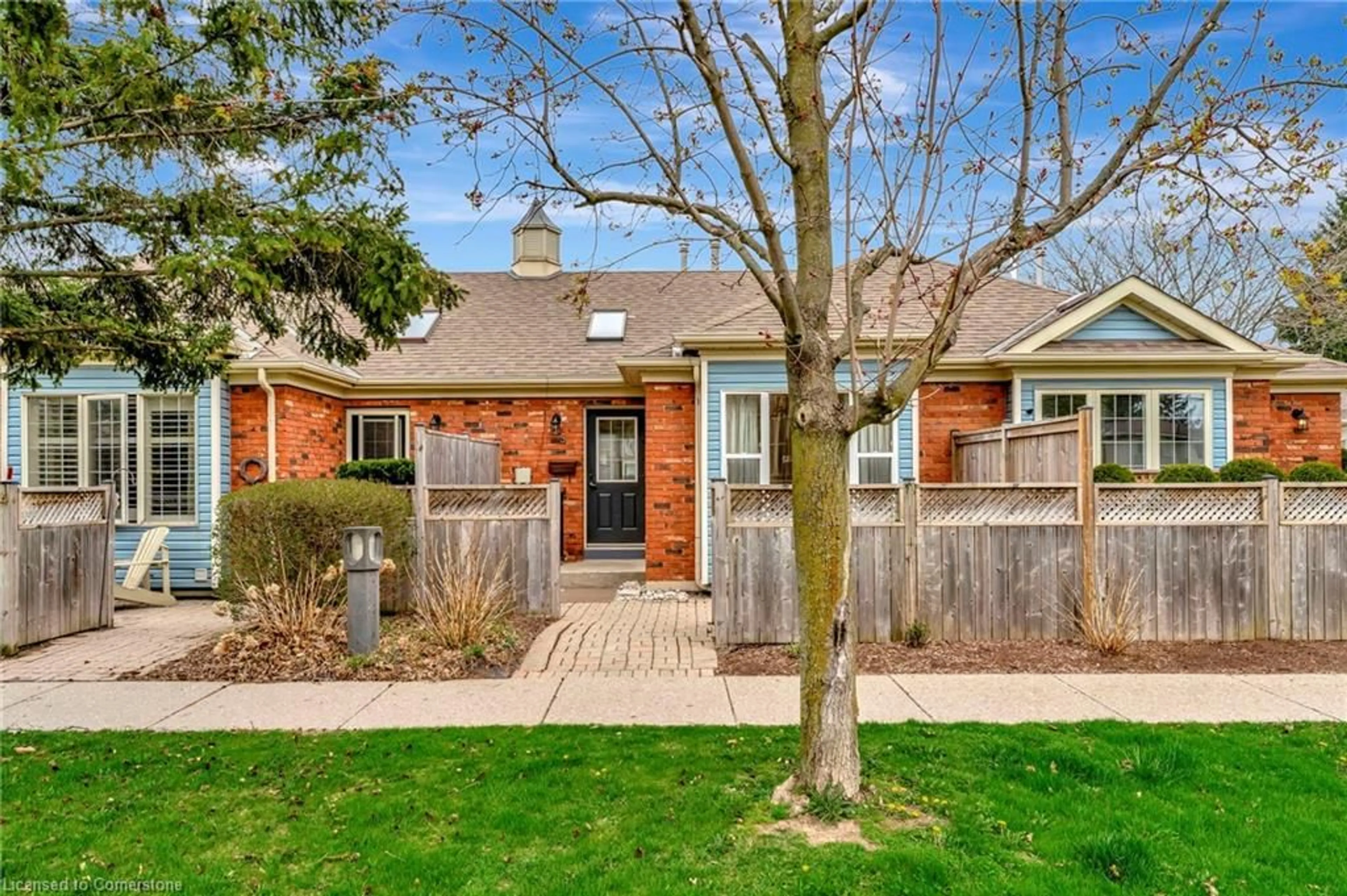 Home with brick exterior material, street for 175 Fiddlers Green Rd #5, Ancaster Ontario L9G 4X7