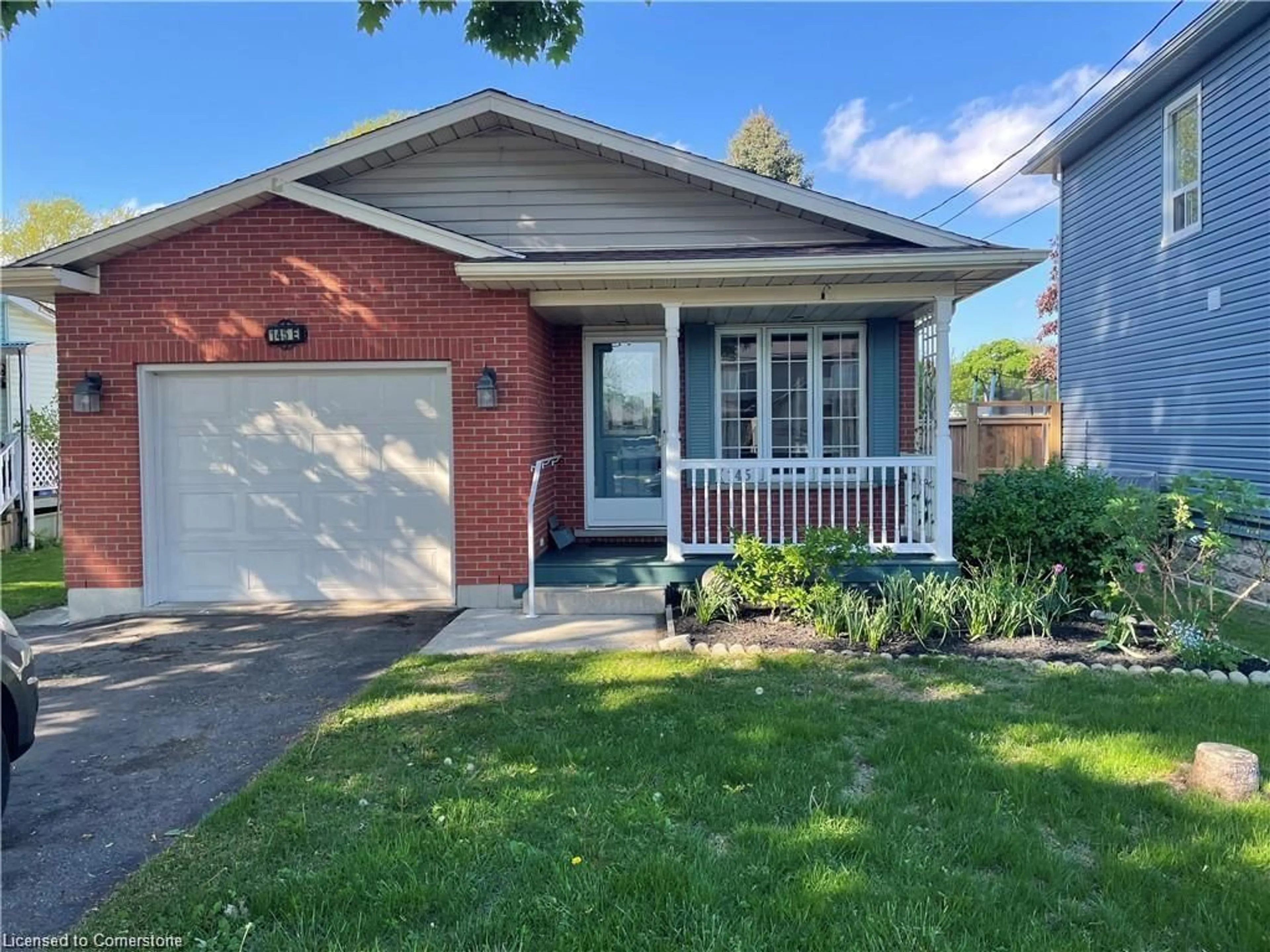 Home with brick exterior material, street for 145 Cross St, Dunnville Ontario N1A 1B7