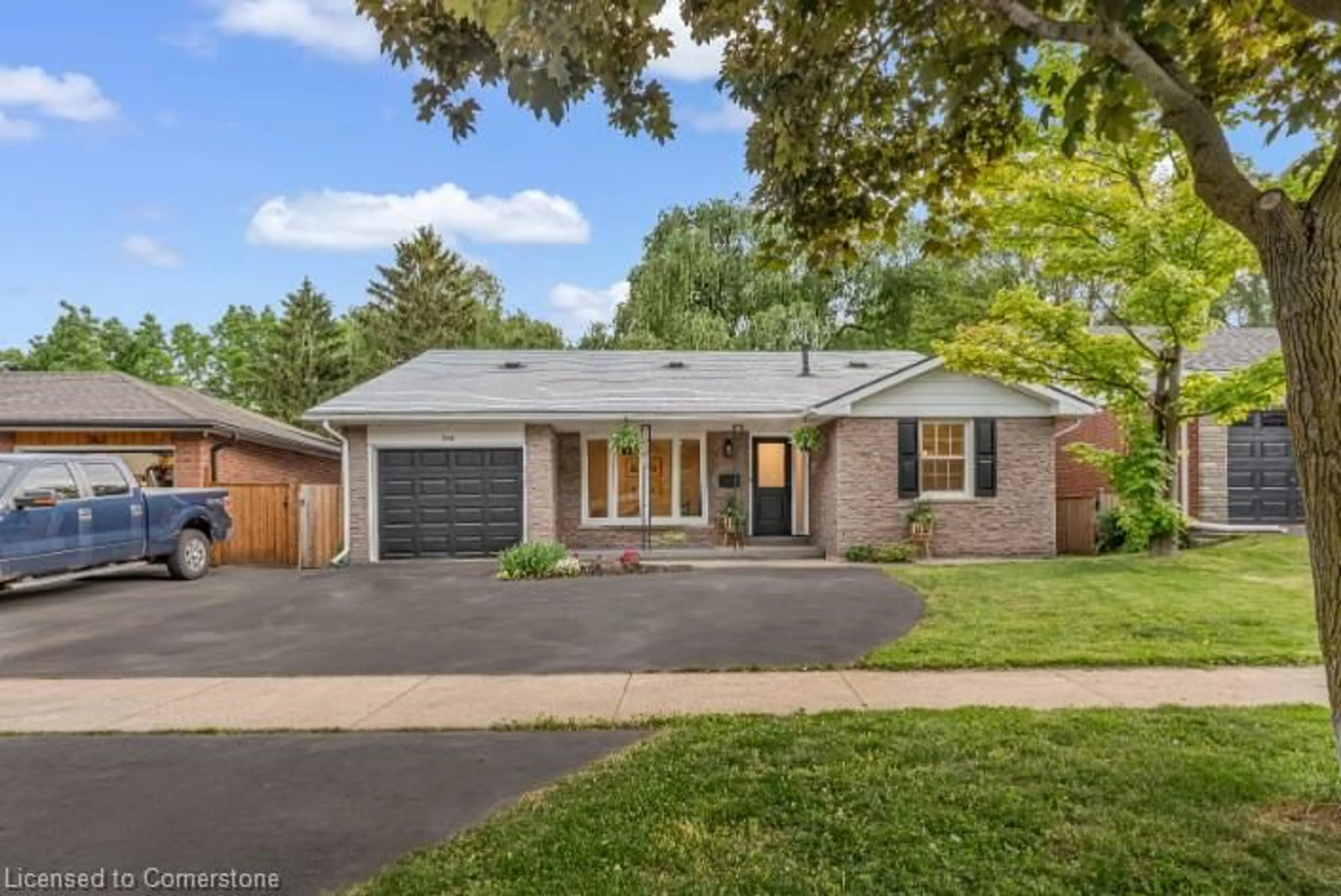 Home with brick exterior material, street for 366 Melores Dr, Burlington Ontario L7L 4T8