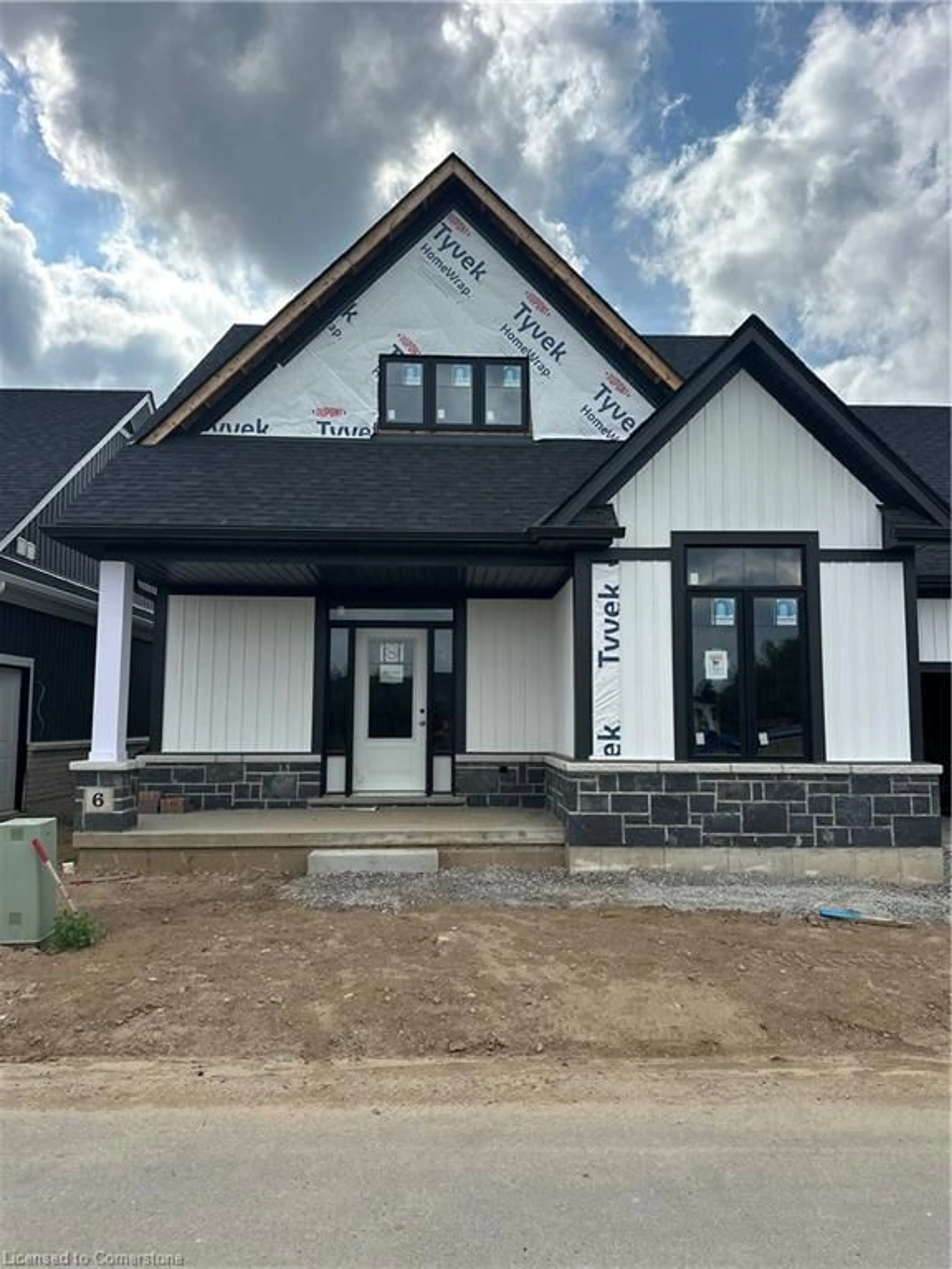 Home with brick exterior material, building for 2797 Red Maple Ave #27, Jordan Station Ontario L0R 1S0